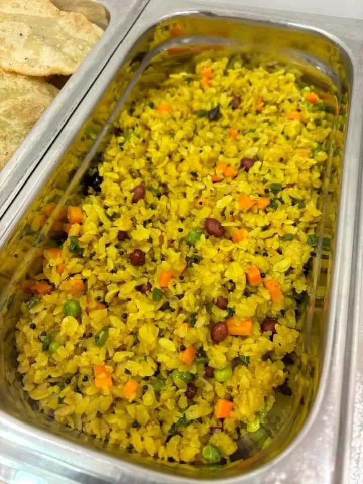 Food in Swet Palash Resort