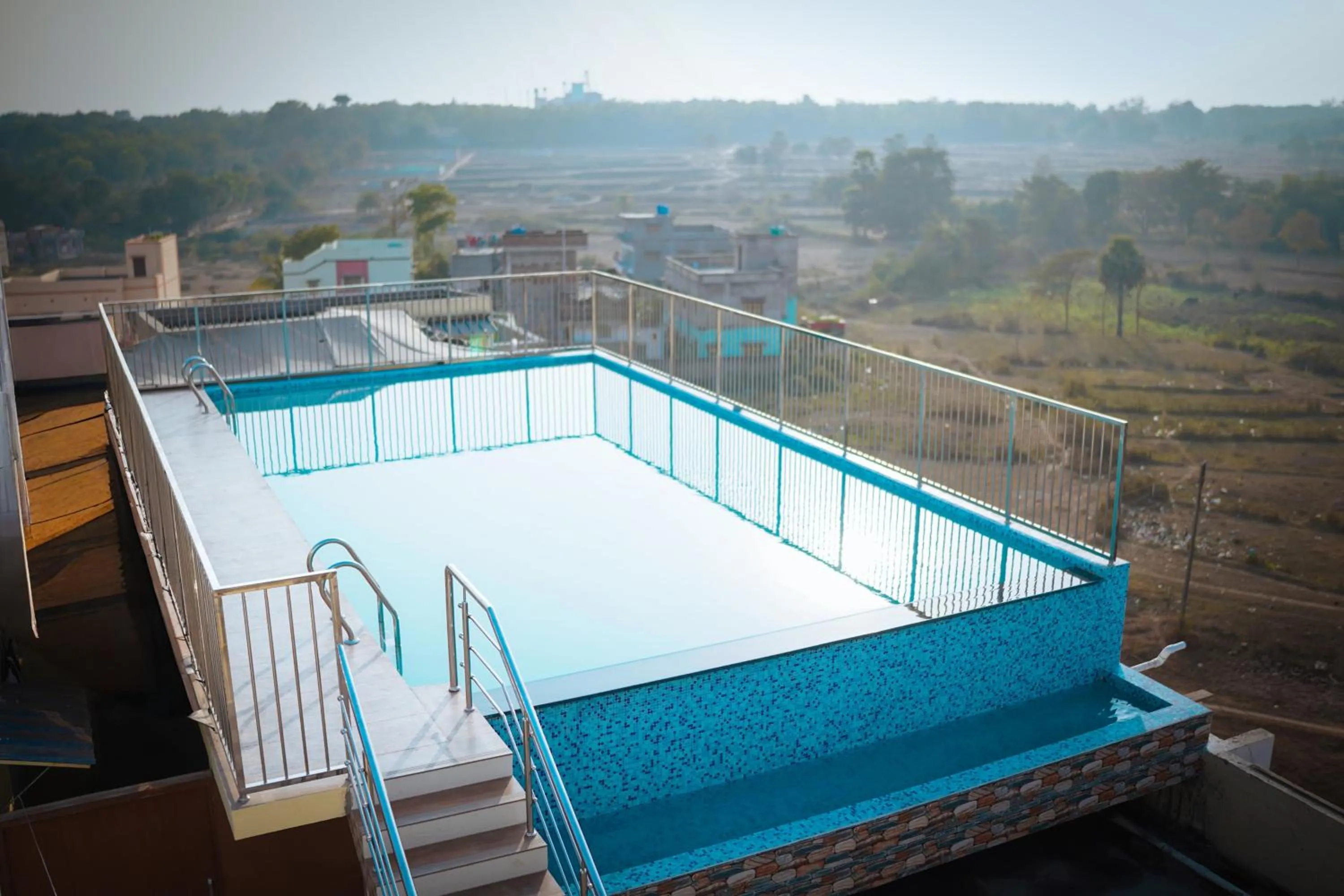Swimming pool in Swet Palash Resort