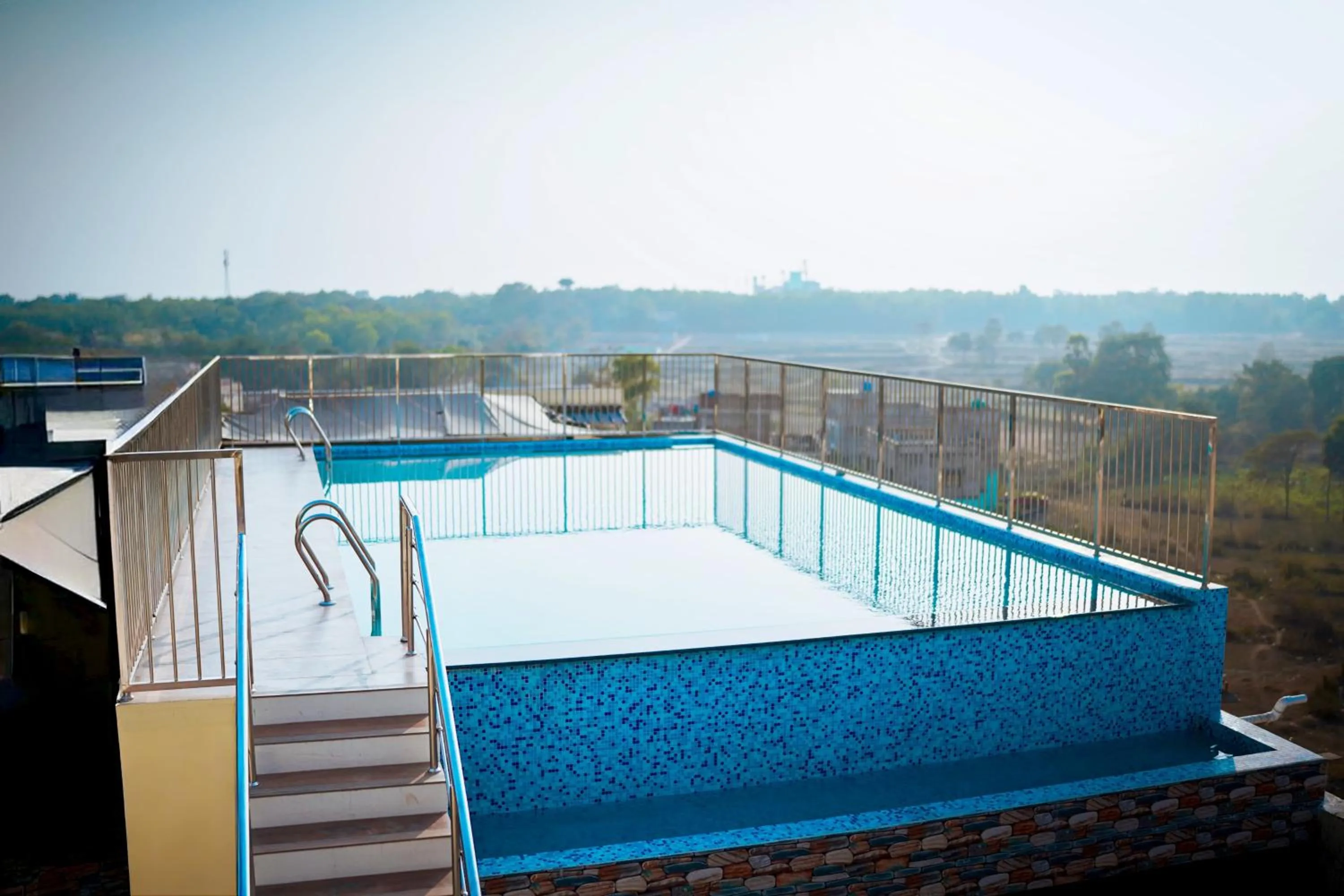 Swimming pool in Swet Palash Resort