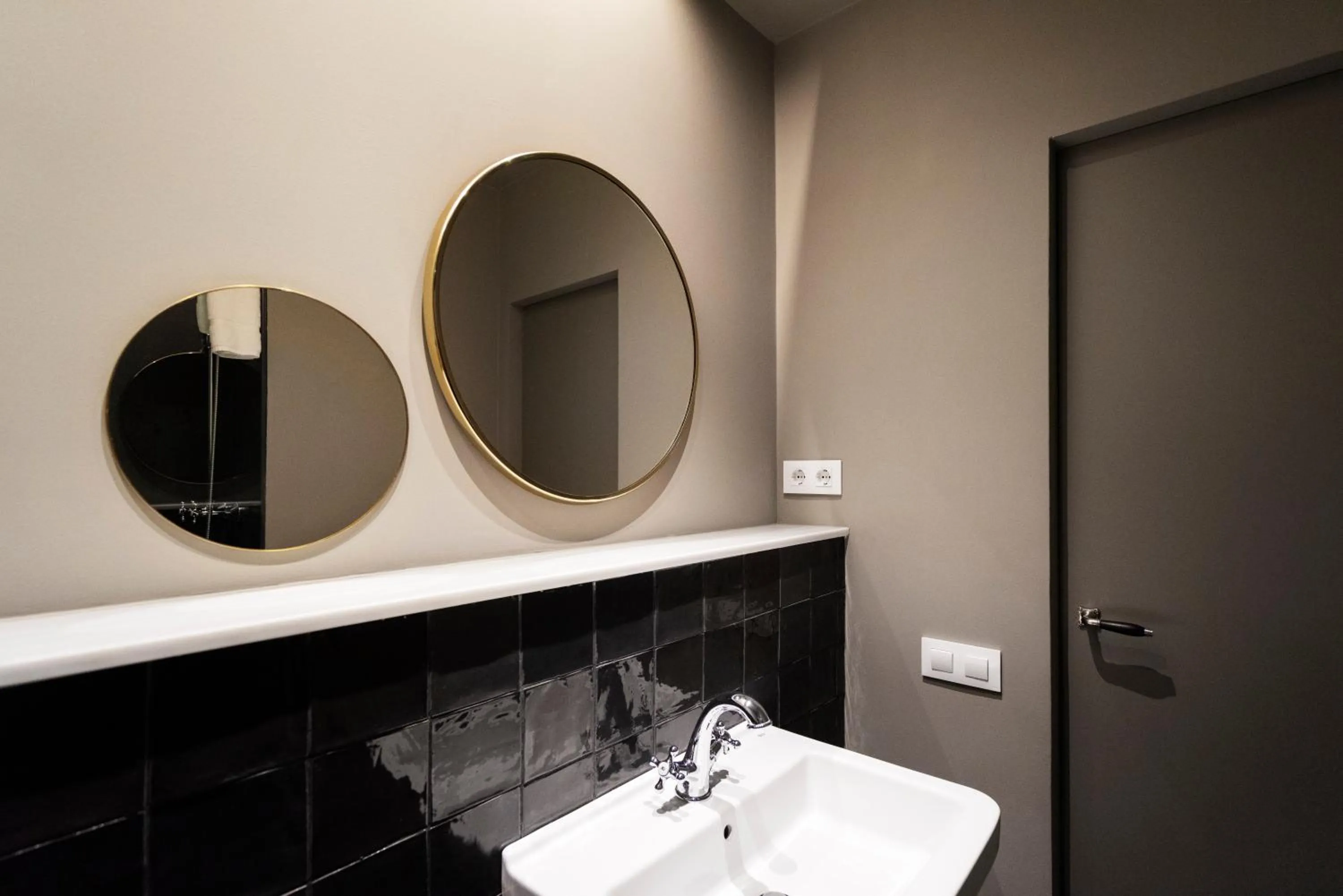 Bathroom in Hostal Porxos Garden
