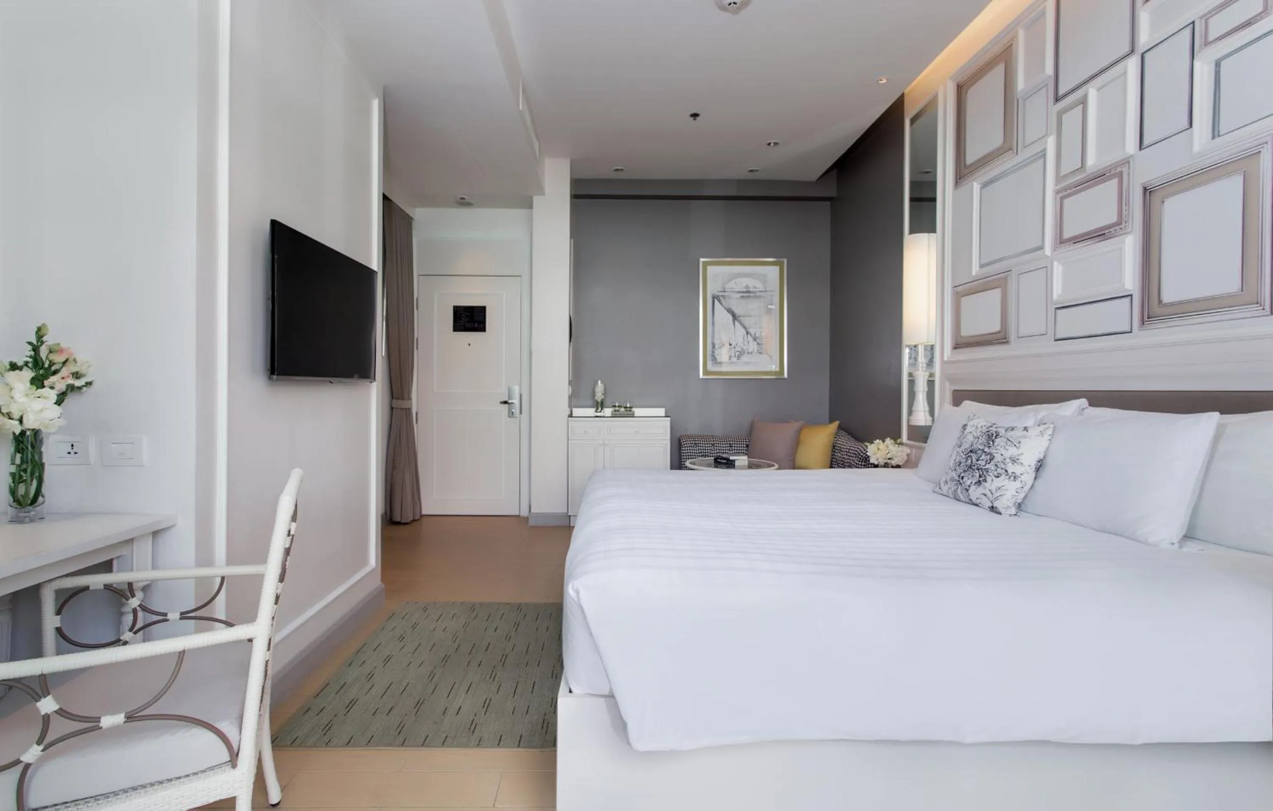 Bathroom, Bed in U Sathorn Bangkok