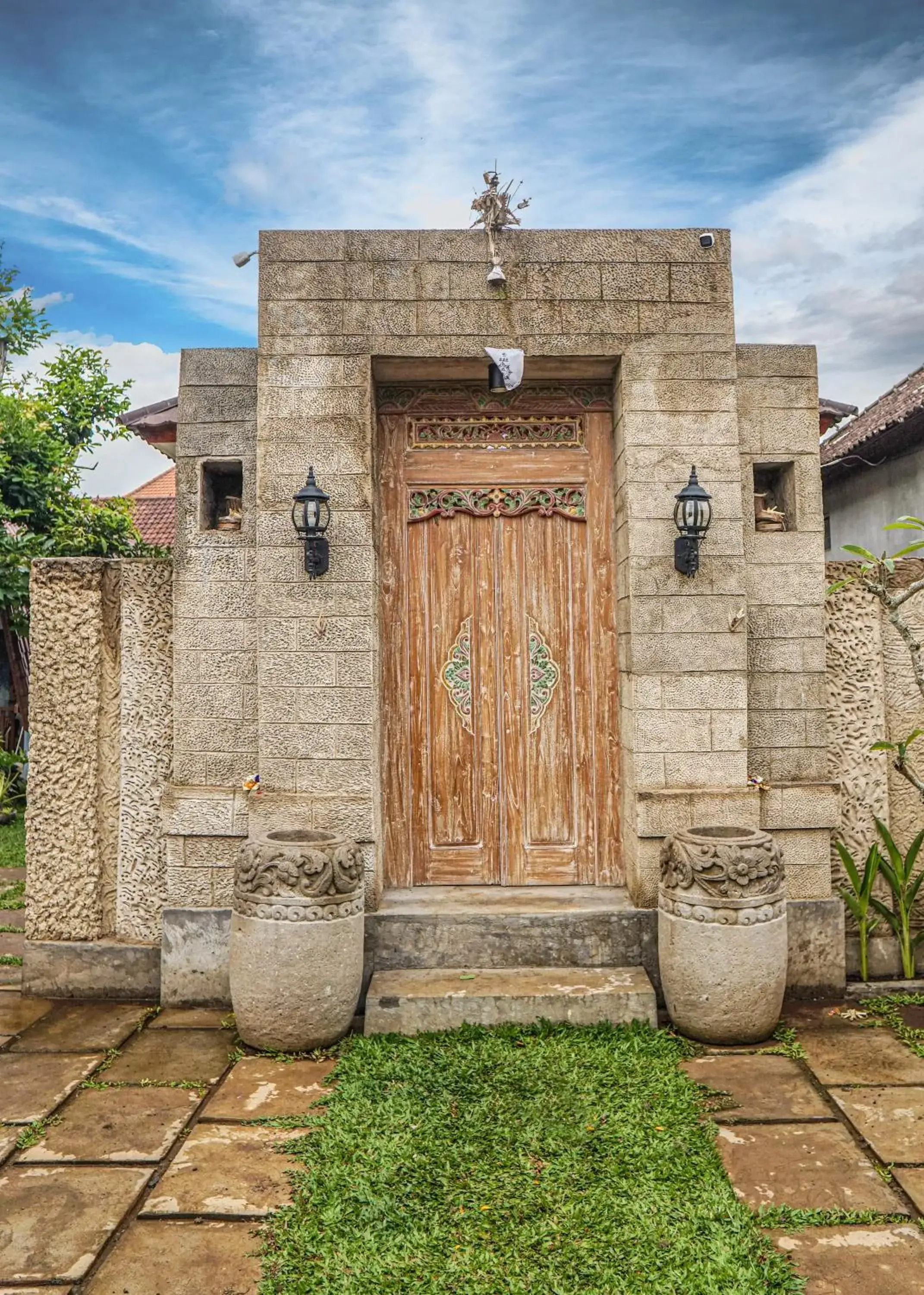Facade/entrance in Nyamane Ubud Green View Villas by EPS Facade/entrance in Nyamane Ubud Green View Villas by EPS