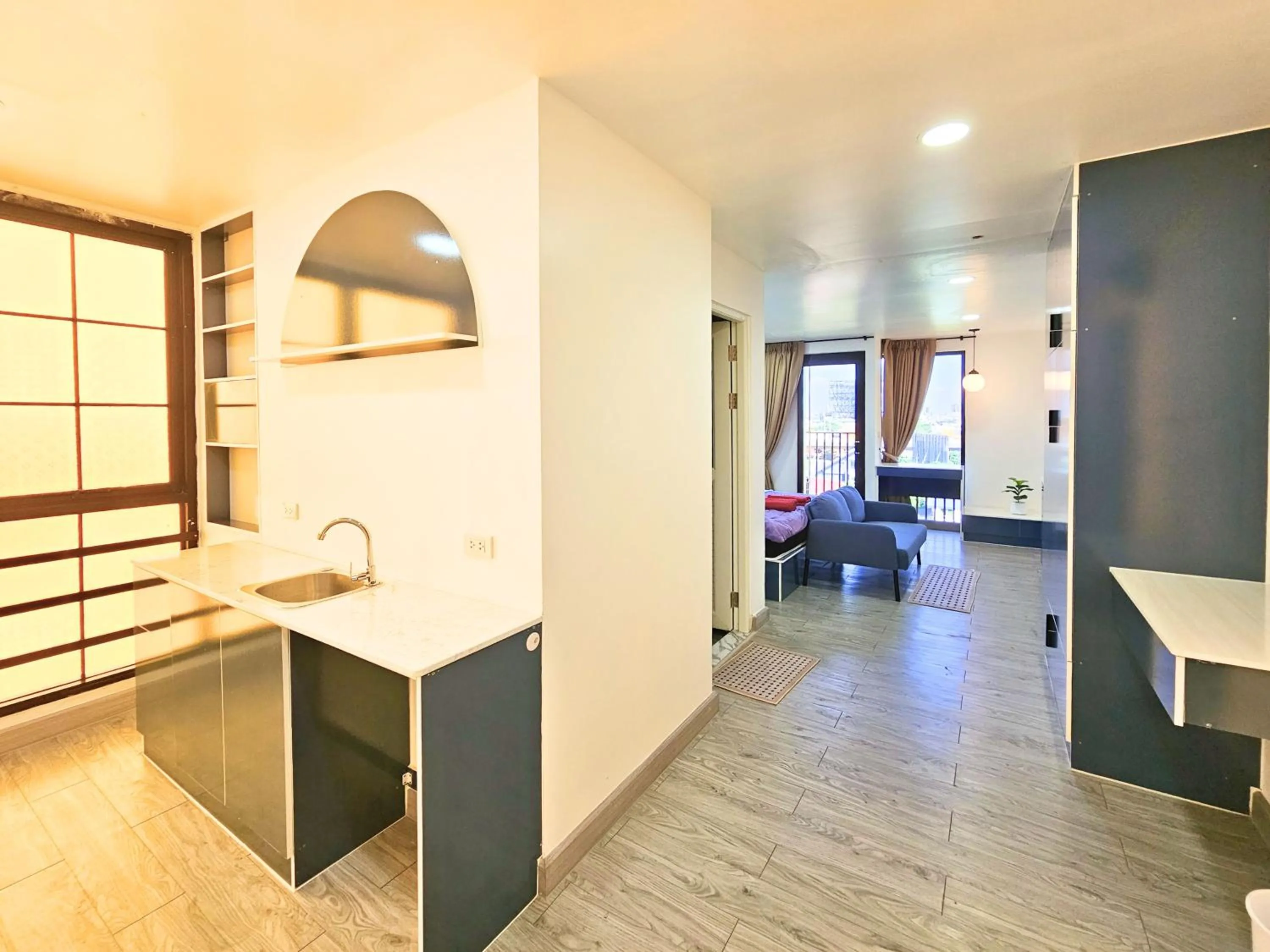 Photo of the whole room in Goldsmith Bangkok Residence