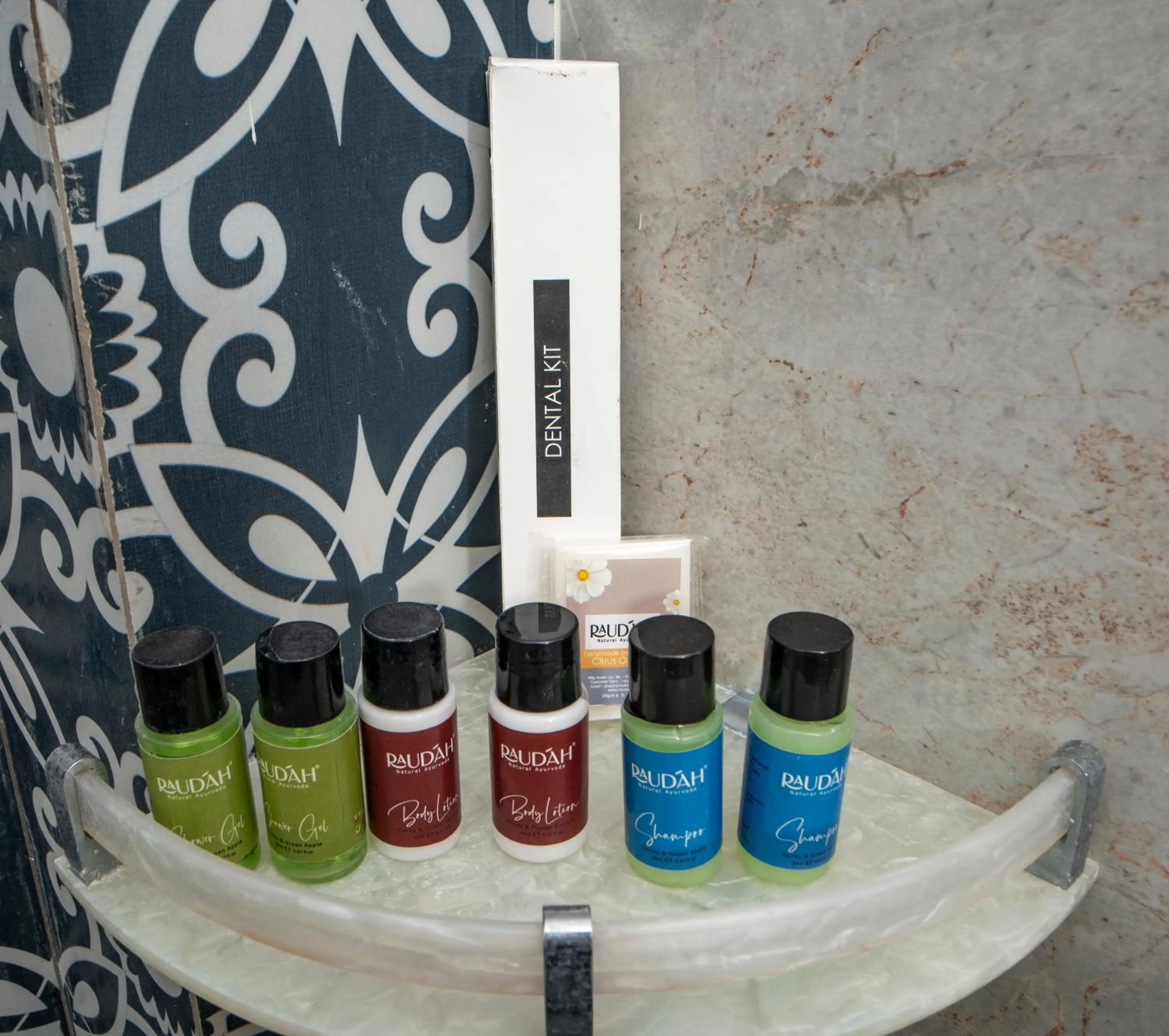 Bathroom in DERA PICHOLA- A Lake Facing Boutique Hotel