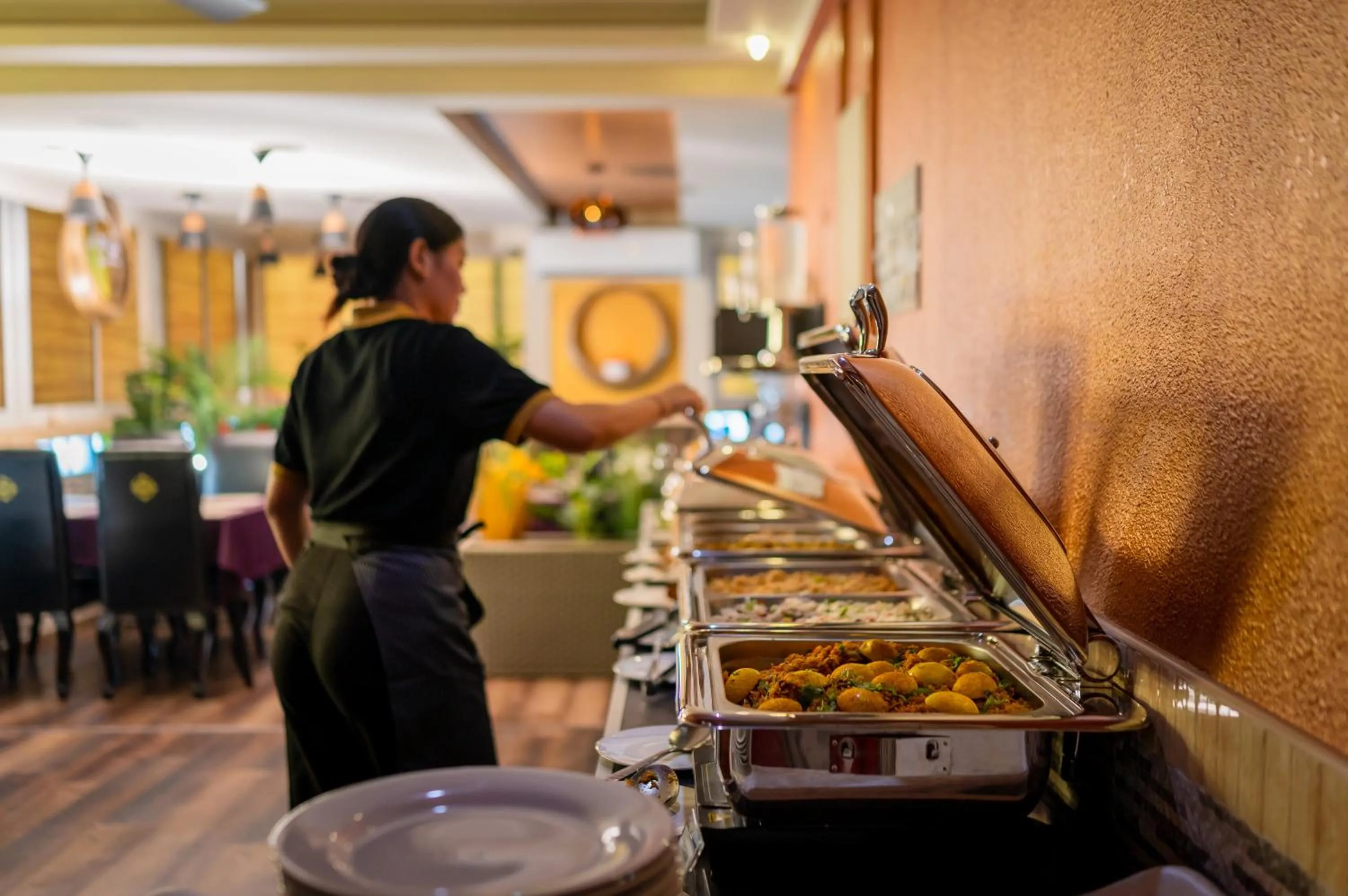 Restaurant/places to eat in ZAN Lodge