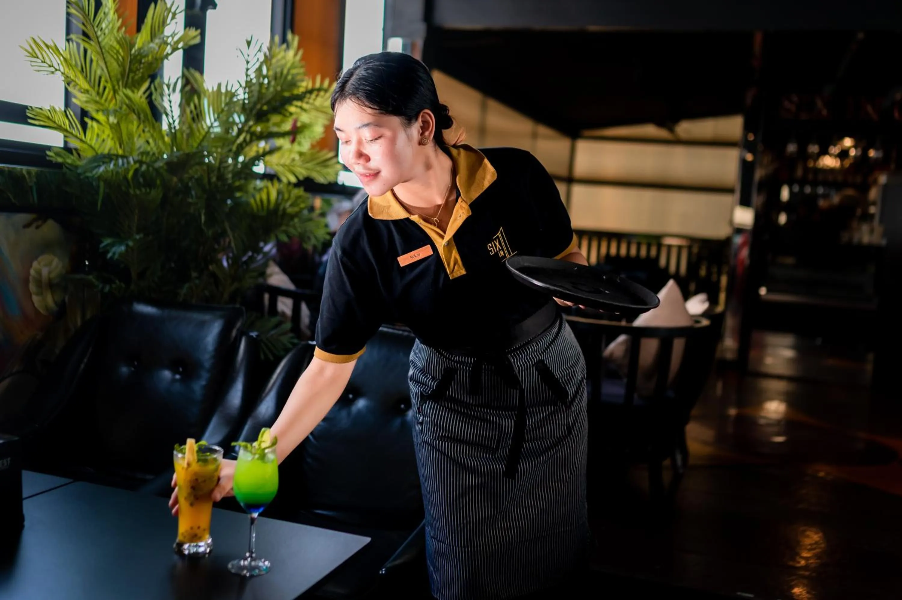 Restaurant/places to eat in ZAN Lodge