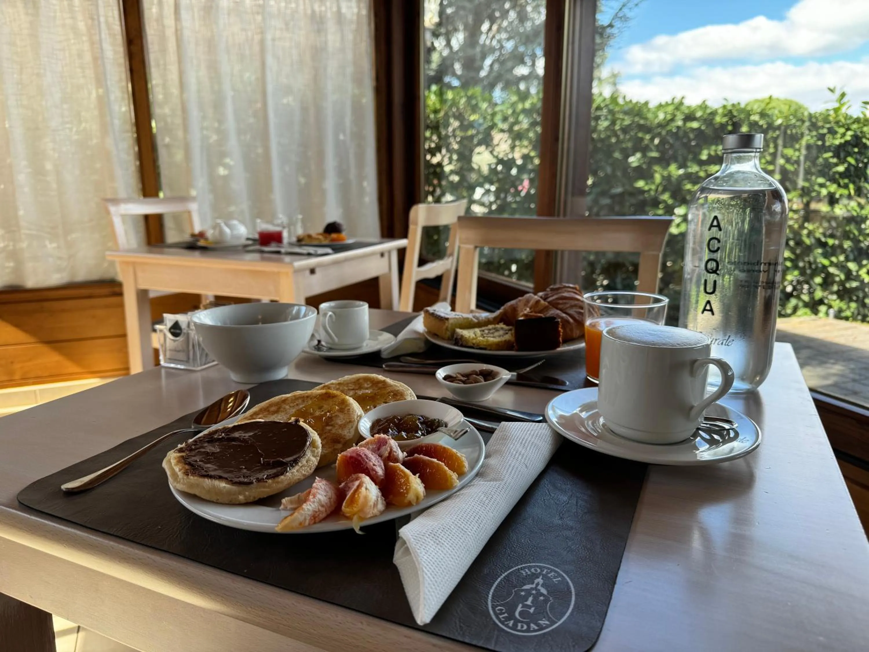 Buffet breakfast in Hotel Cladan