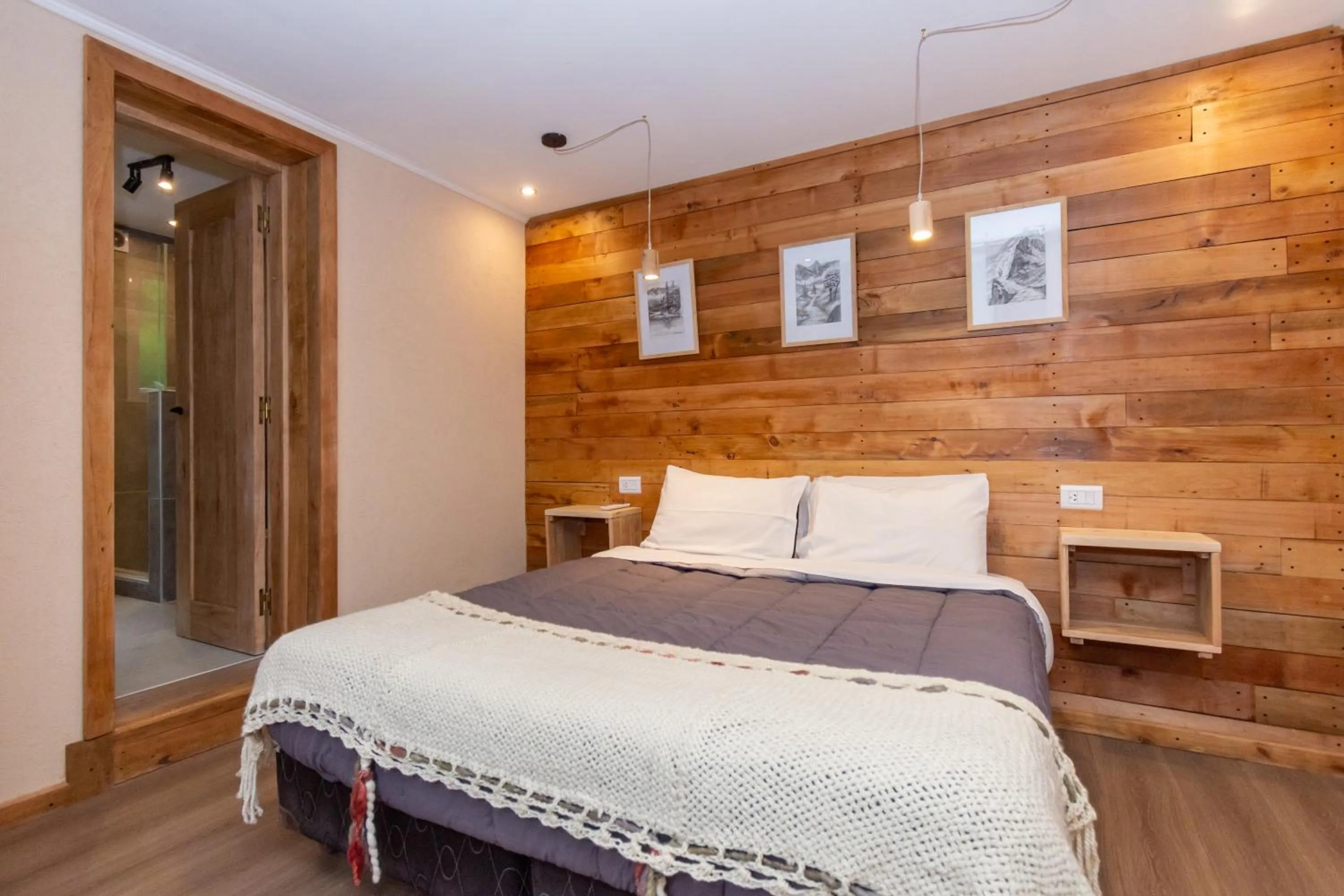 Photo of the whole room, Bed in Equs Posada de Campo