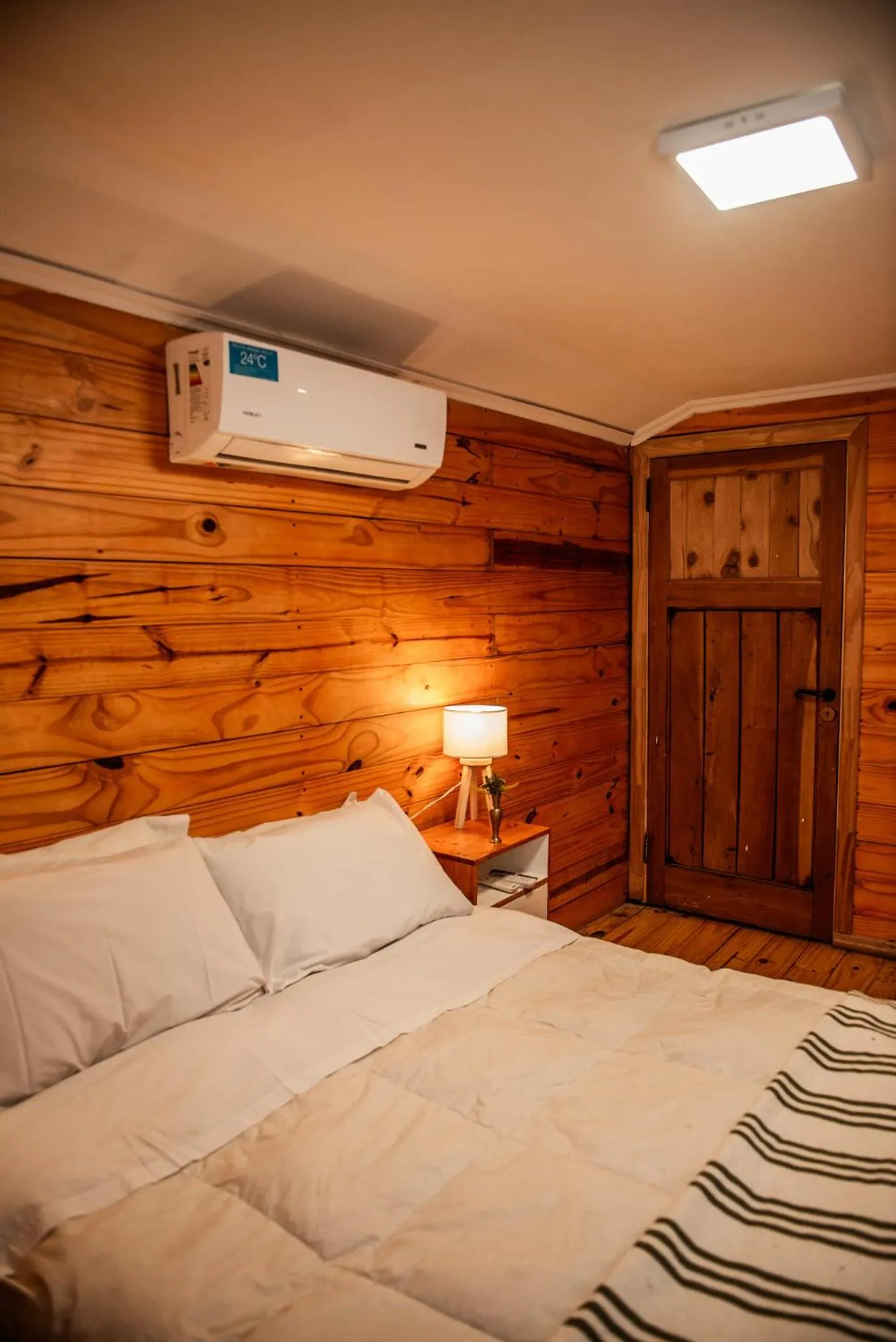 air conditioner, Bed in Equs Posada de Campo