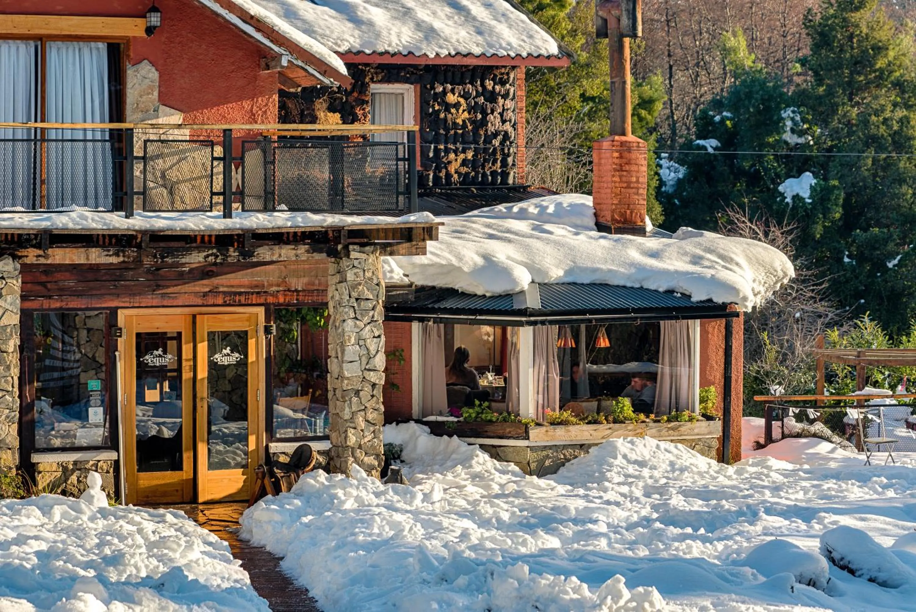 Property building in Equs Posada de Campo