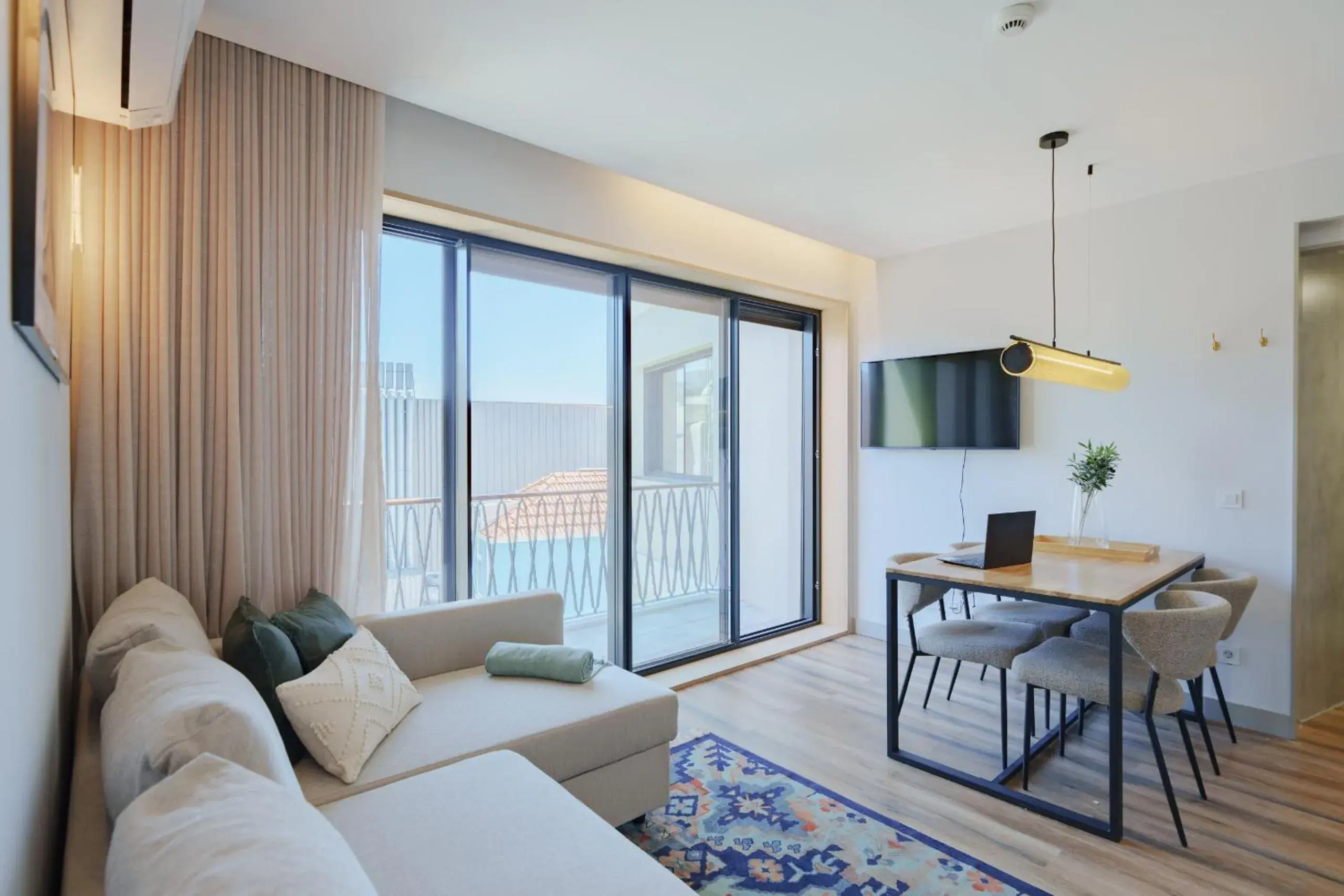 Standard Apartment with Coworking Included (one day) in Feel Porto Firmeza Coworking & Flats Standard Apartment with Coworking Included (one day) in Feel Porto Firmeza Coworking & Flats