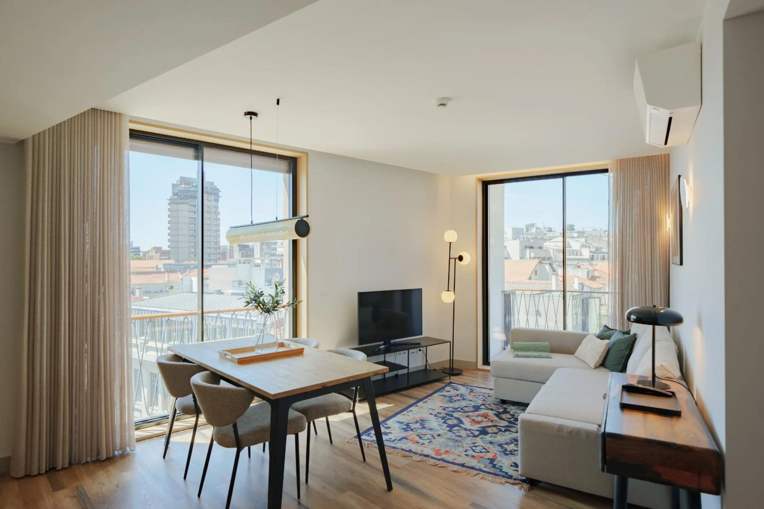 Feel Porto Firmeza Coworking & Flats