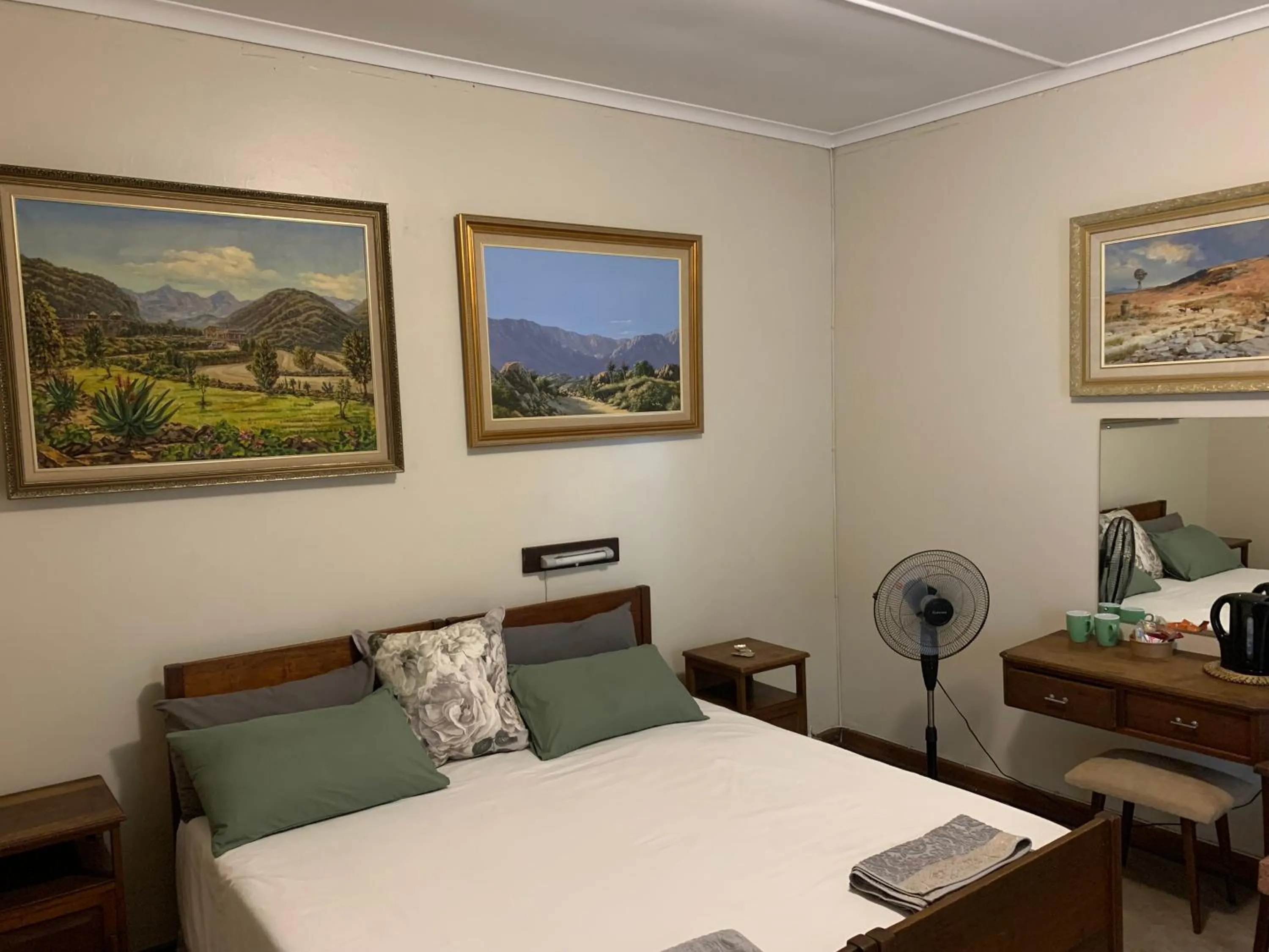 Bed in Hotel De Rust