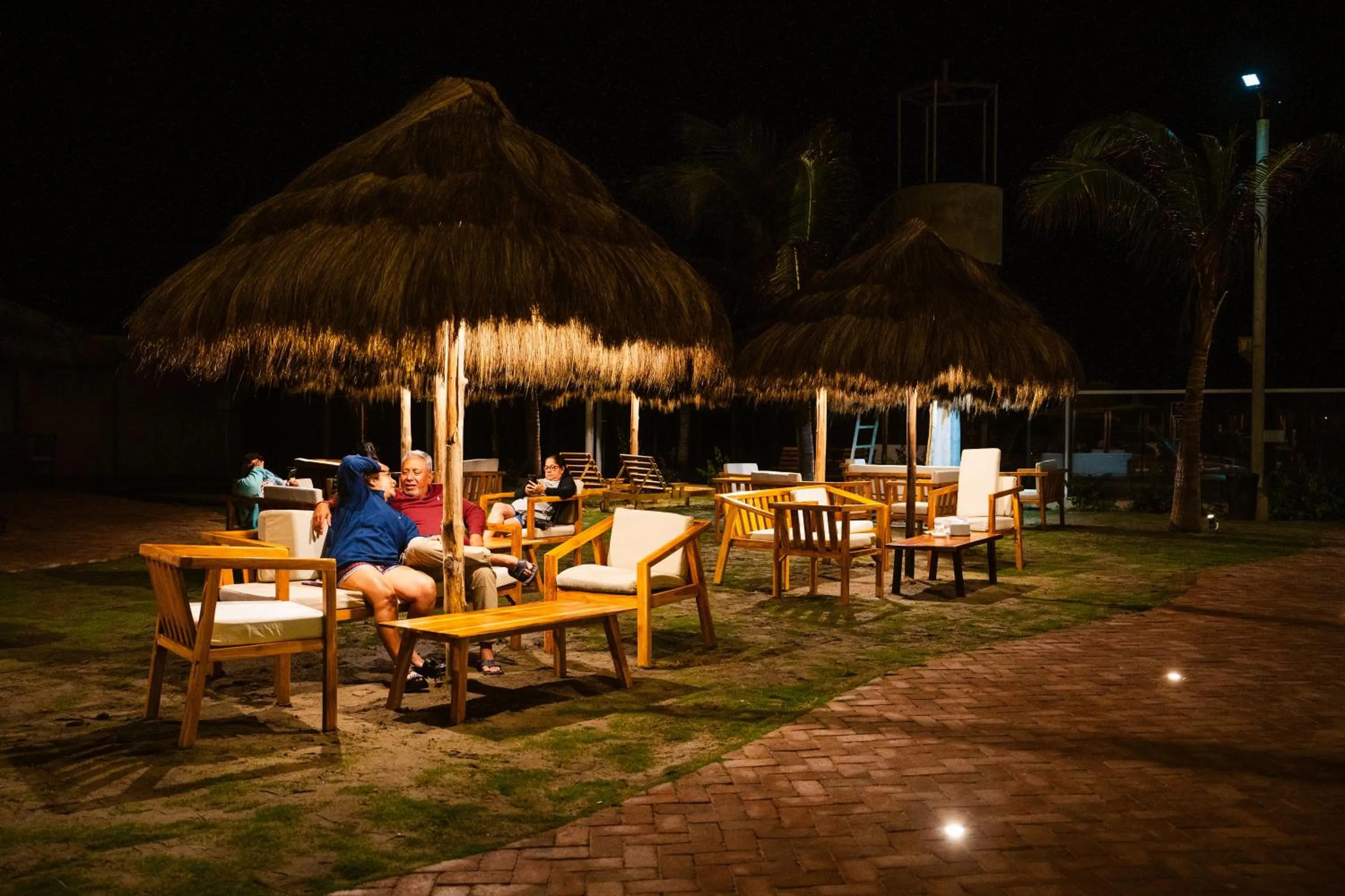 Night in Hotel Presidente Beach Playas