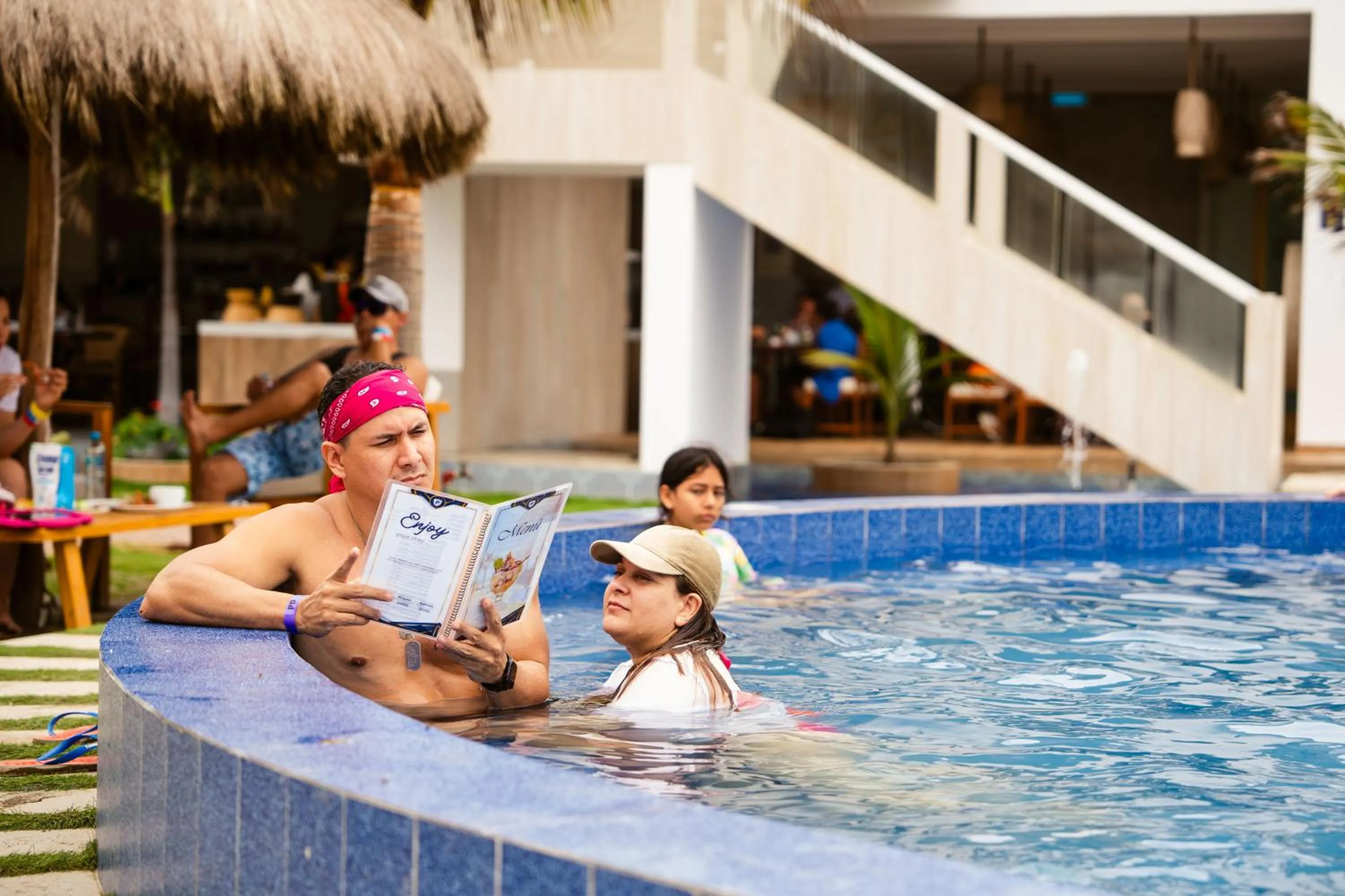 People in Hotel Presidente Beach Playas
