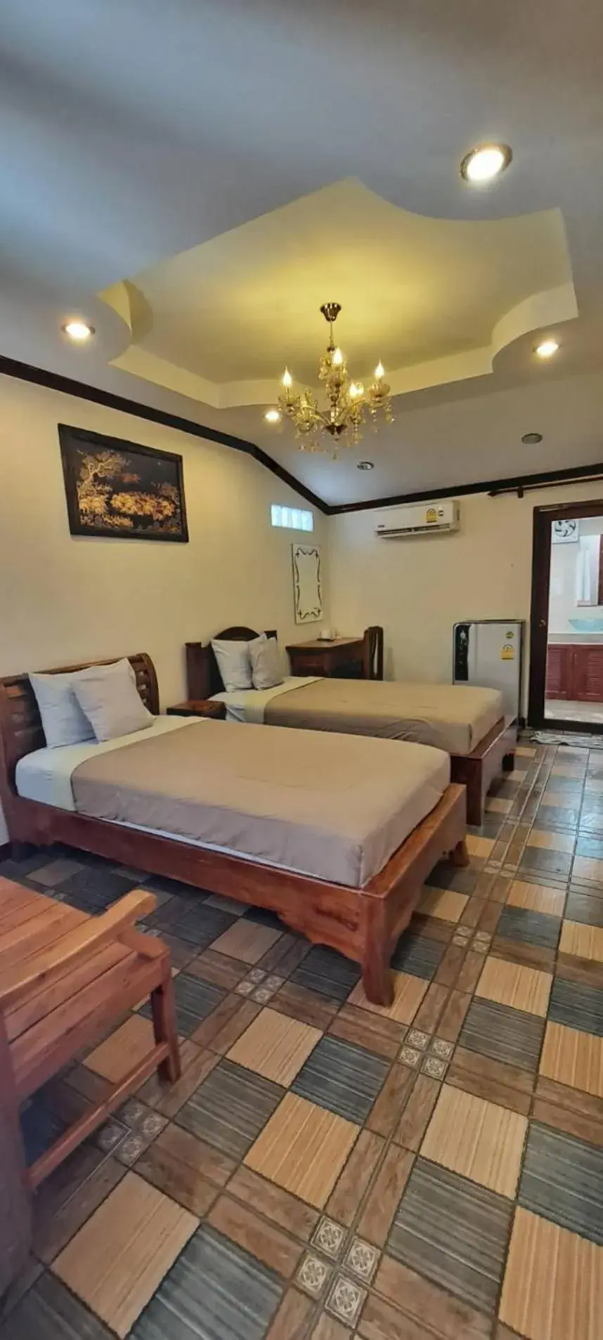 Large Double or Twin Room in Barbados Terrace Large Double or Twin Room in Barbados Terrace