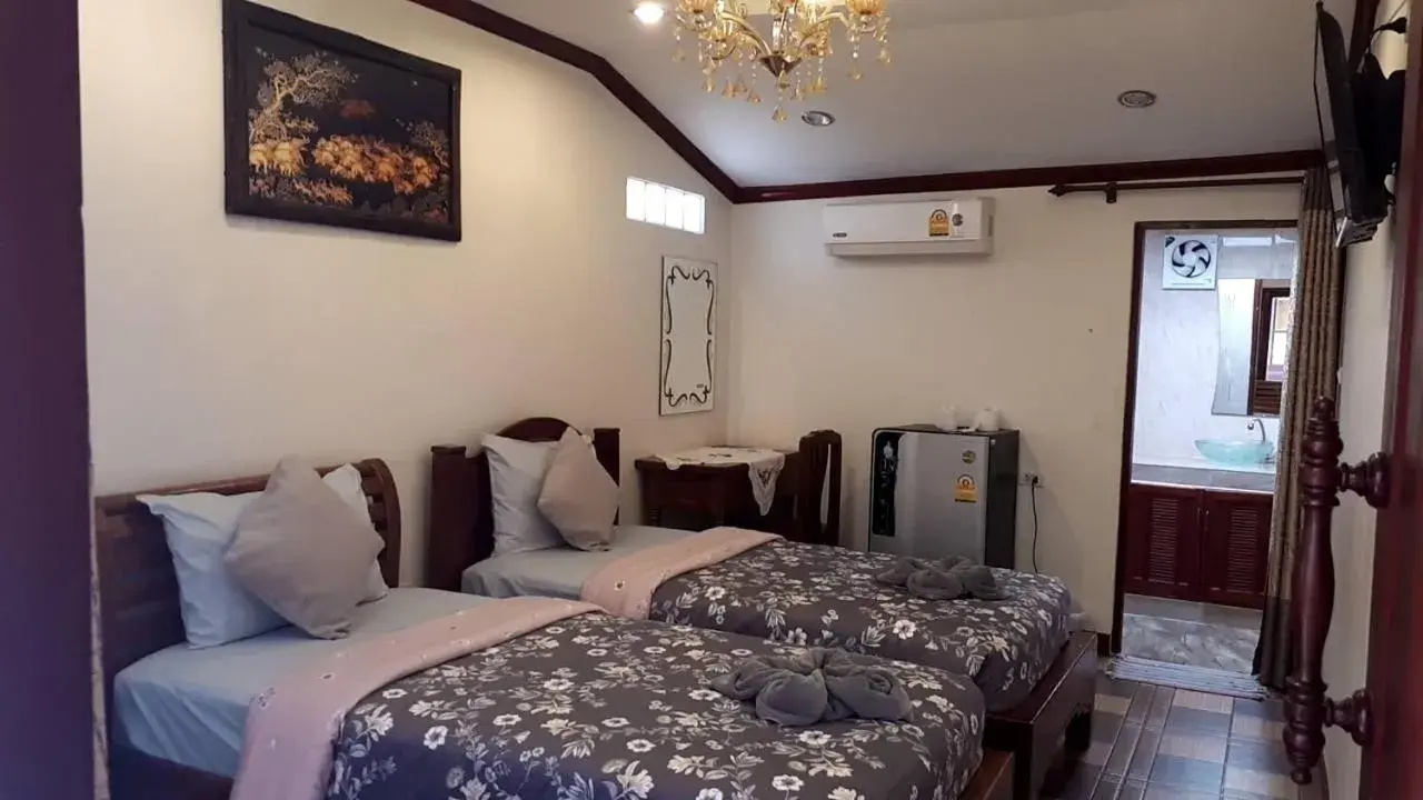 Large Double or Twin Room in Barbados Terrace Large Double or Twin Room in Barbados Terrace