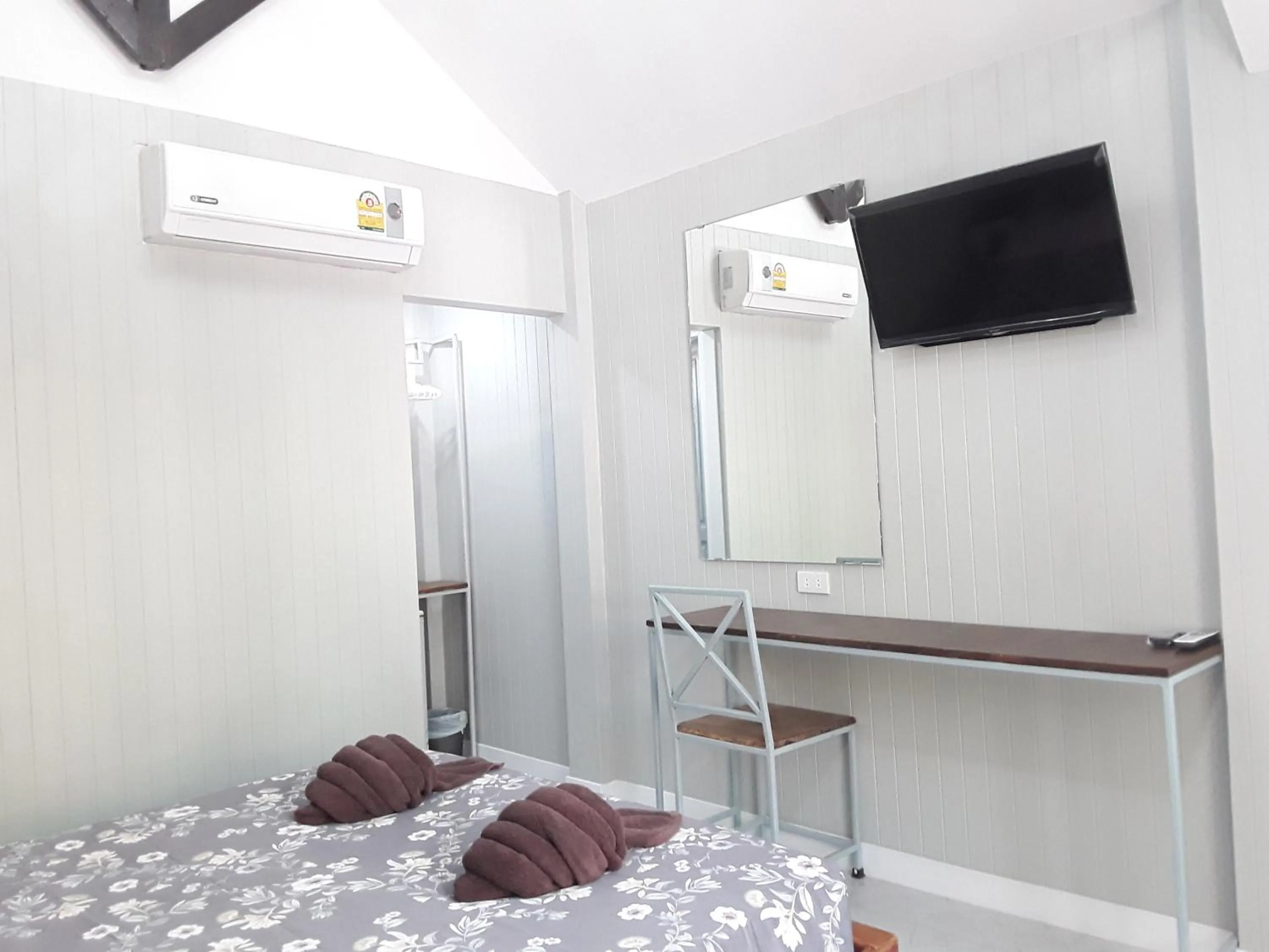 Bed in Barbados Terrace