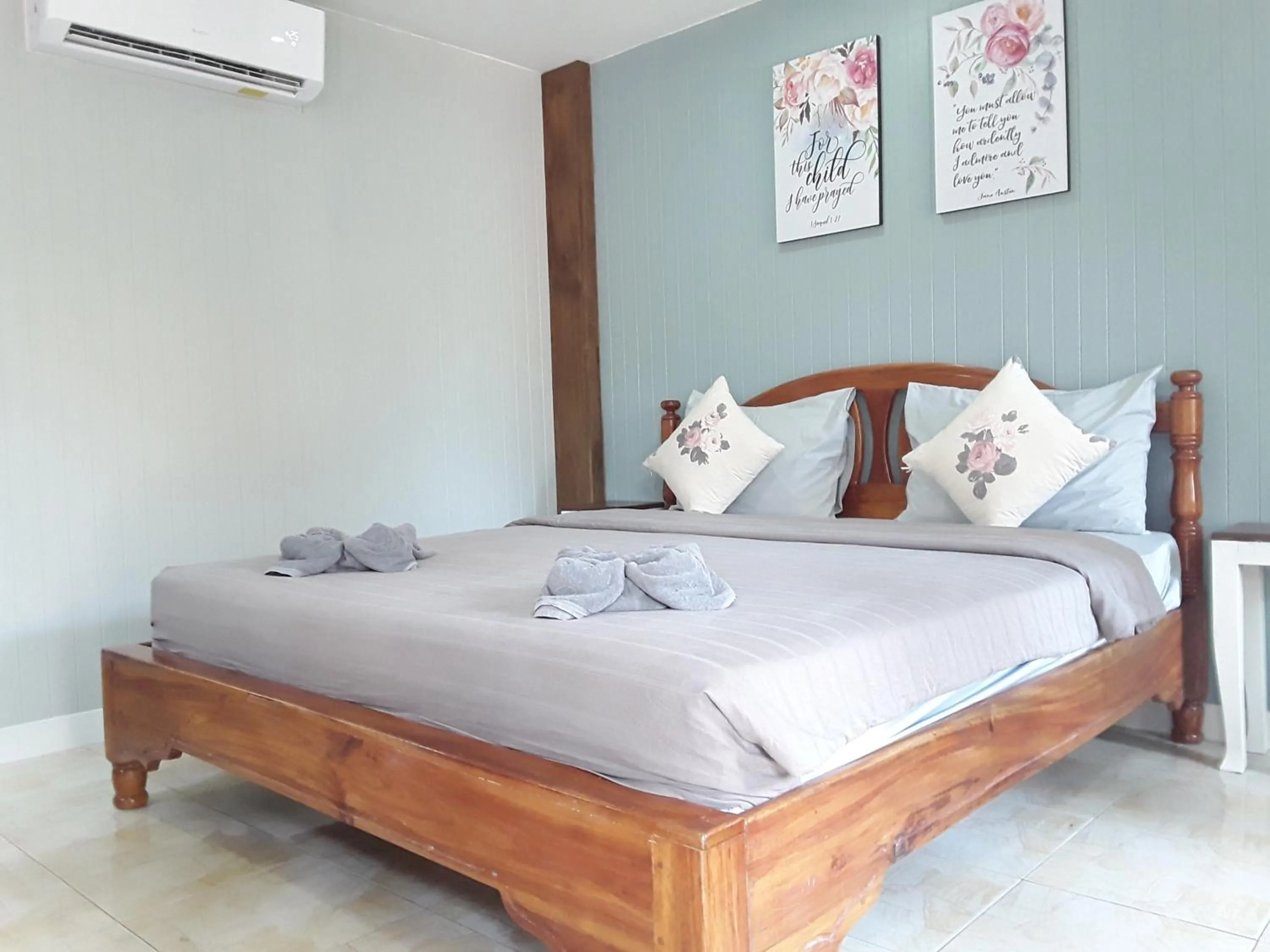 Bed in Barbados Terrace