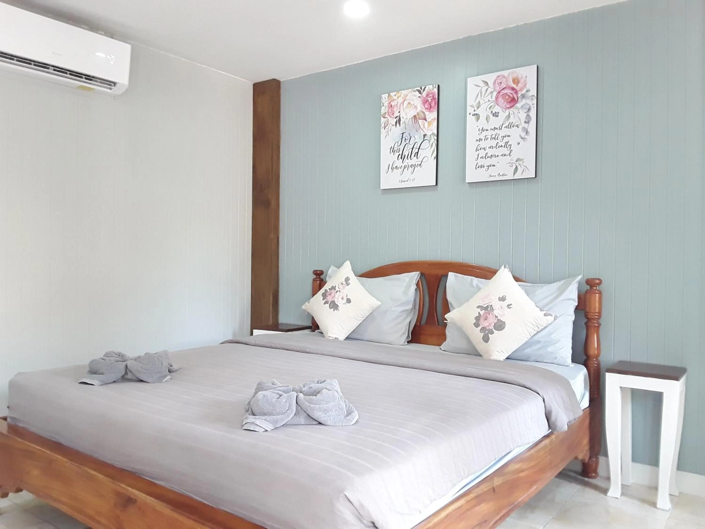 Bed in Barbados Terrace