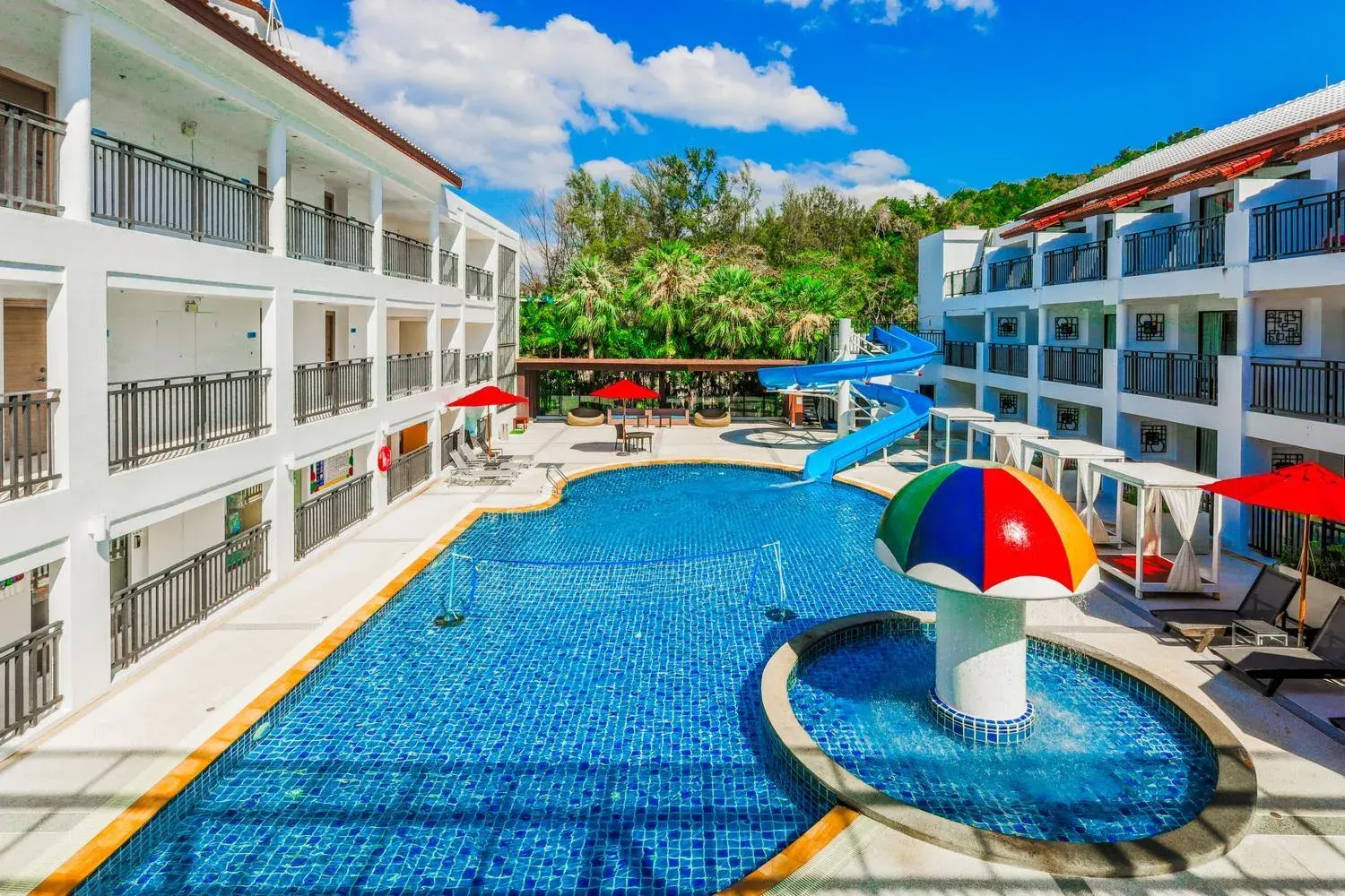 Swimming pool in Holiday Inn Resort Phuket Karon Beach by IHG Swimming pool in Holiday Inn Resort Phuket Karon Beach by IHG