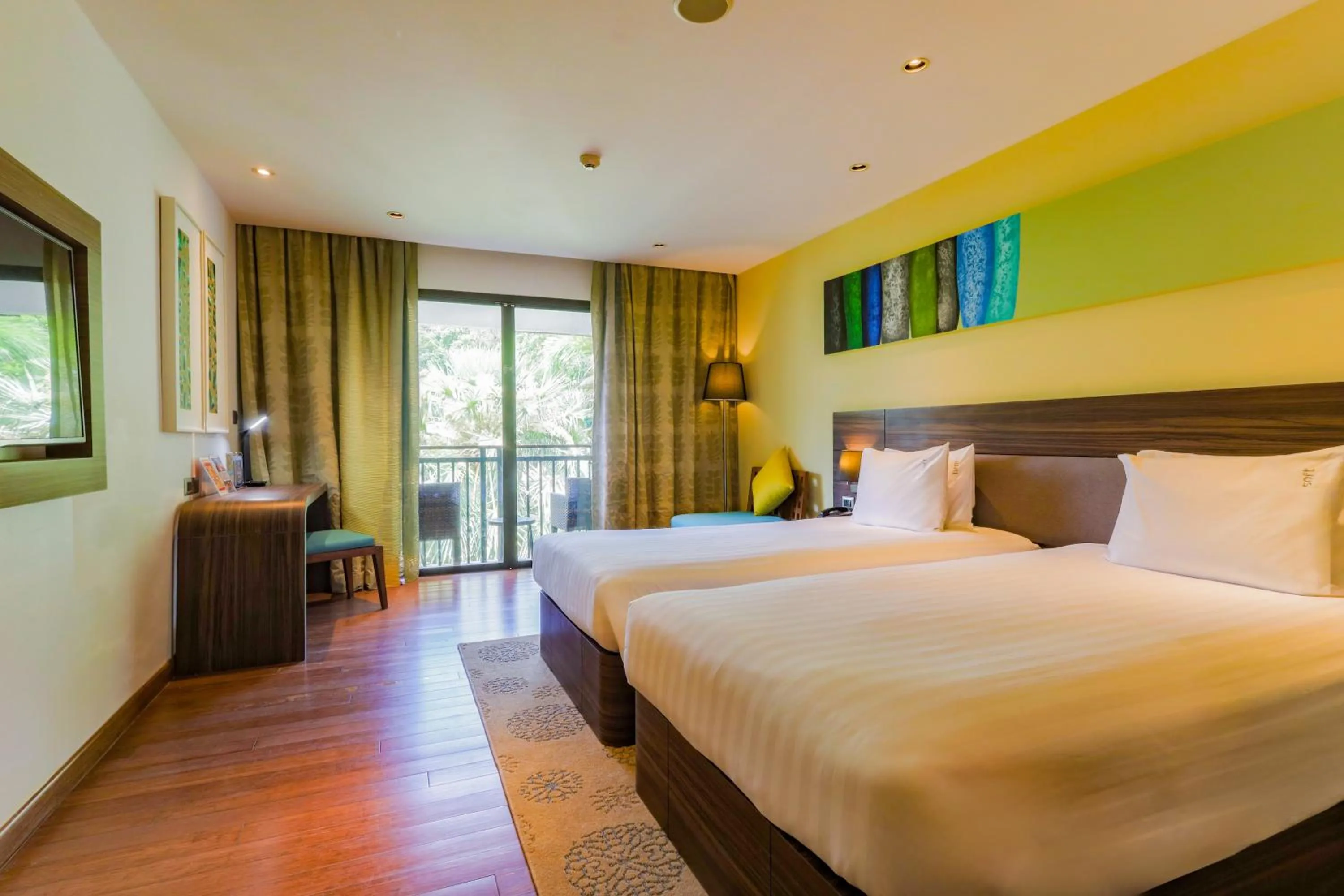 Bedroom, Bed in Holiday Inn Resort Phuket Karon Beach by IHG
