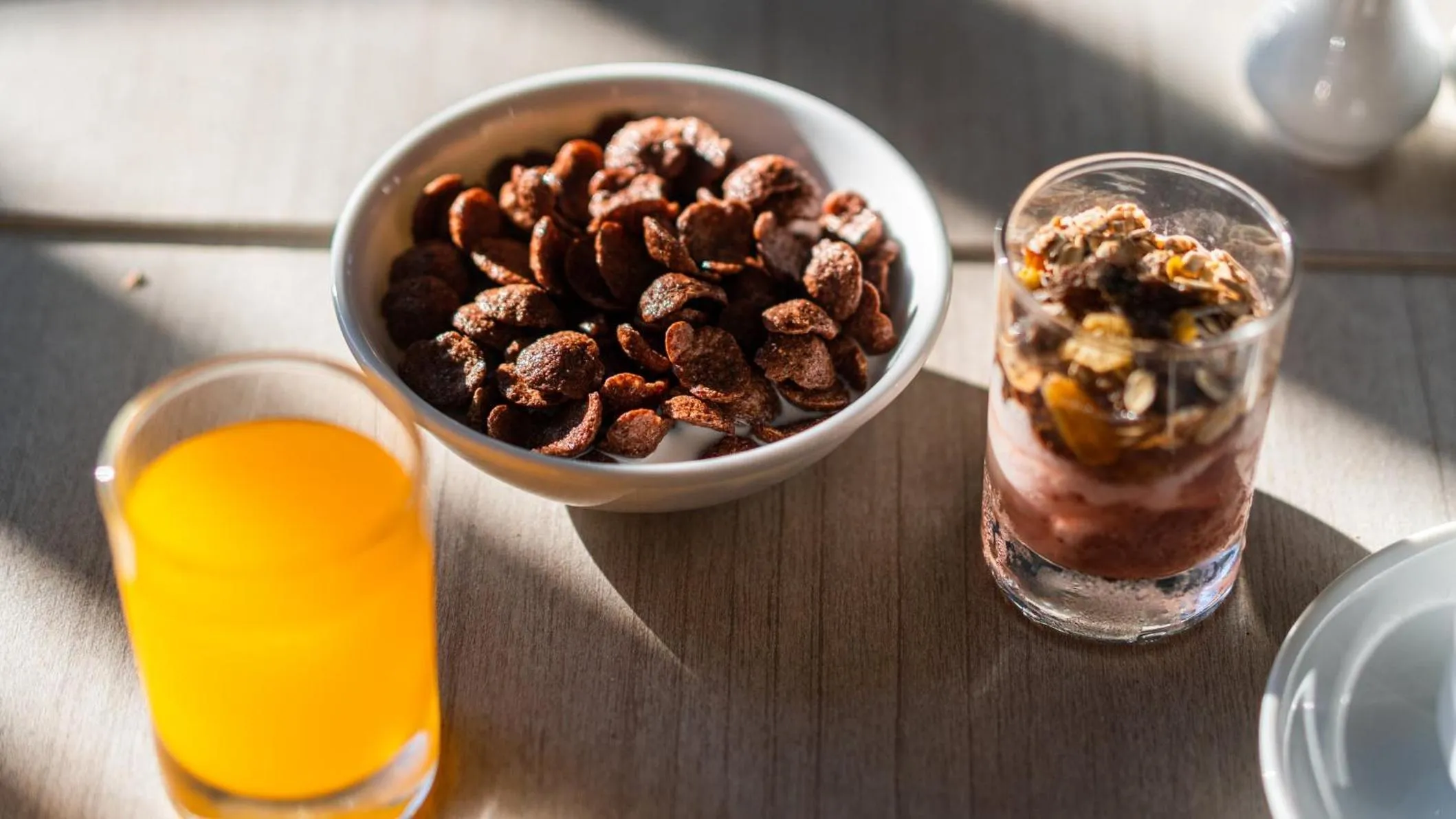 Restaurant/places to eat in Holiday Inn Resort Phuket Karon Beach by IHG