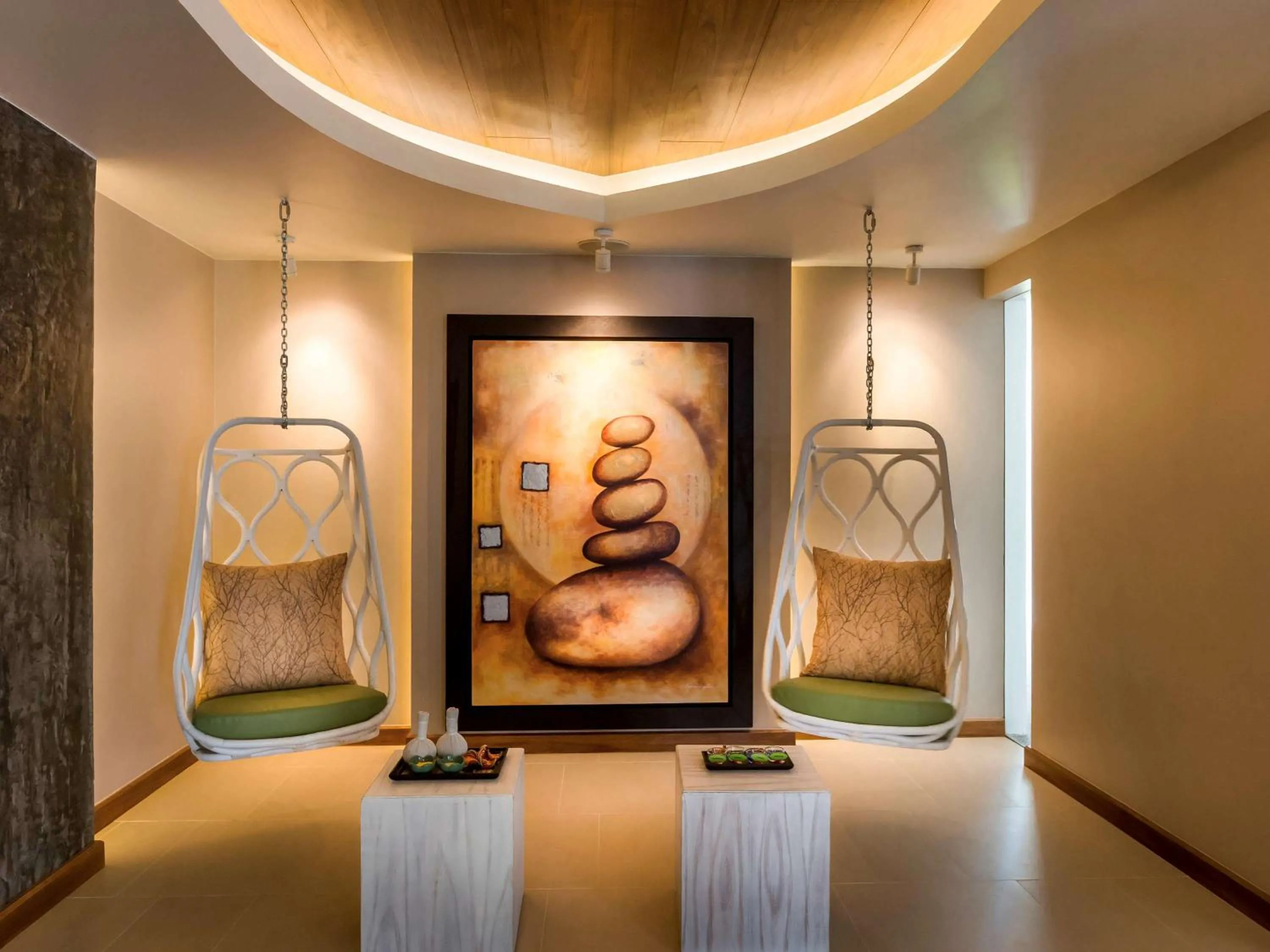 Spa and wellness centre/facilities in Holiday Inn Resort Phuket Karon Beach by IHG