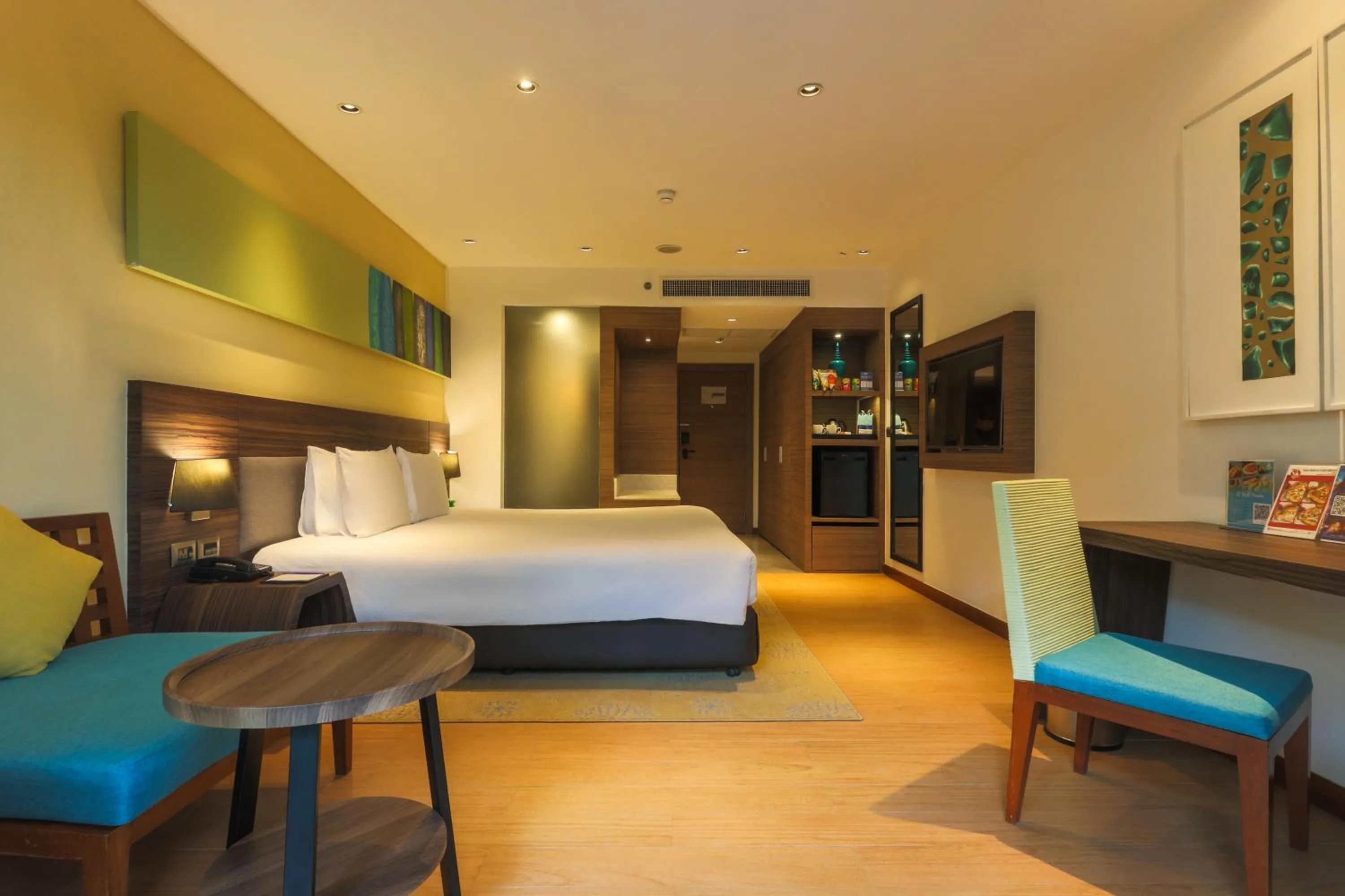 Bedroom, Bed in Holiday Inn Resort Phuket Karon Beach by IHG