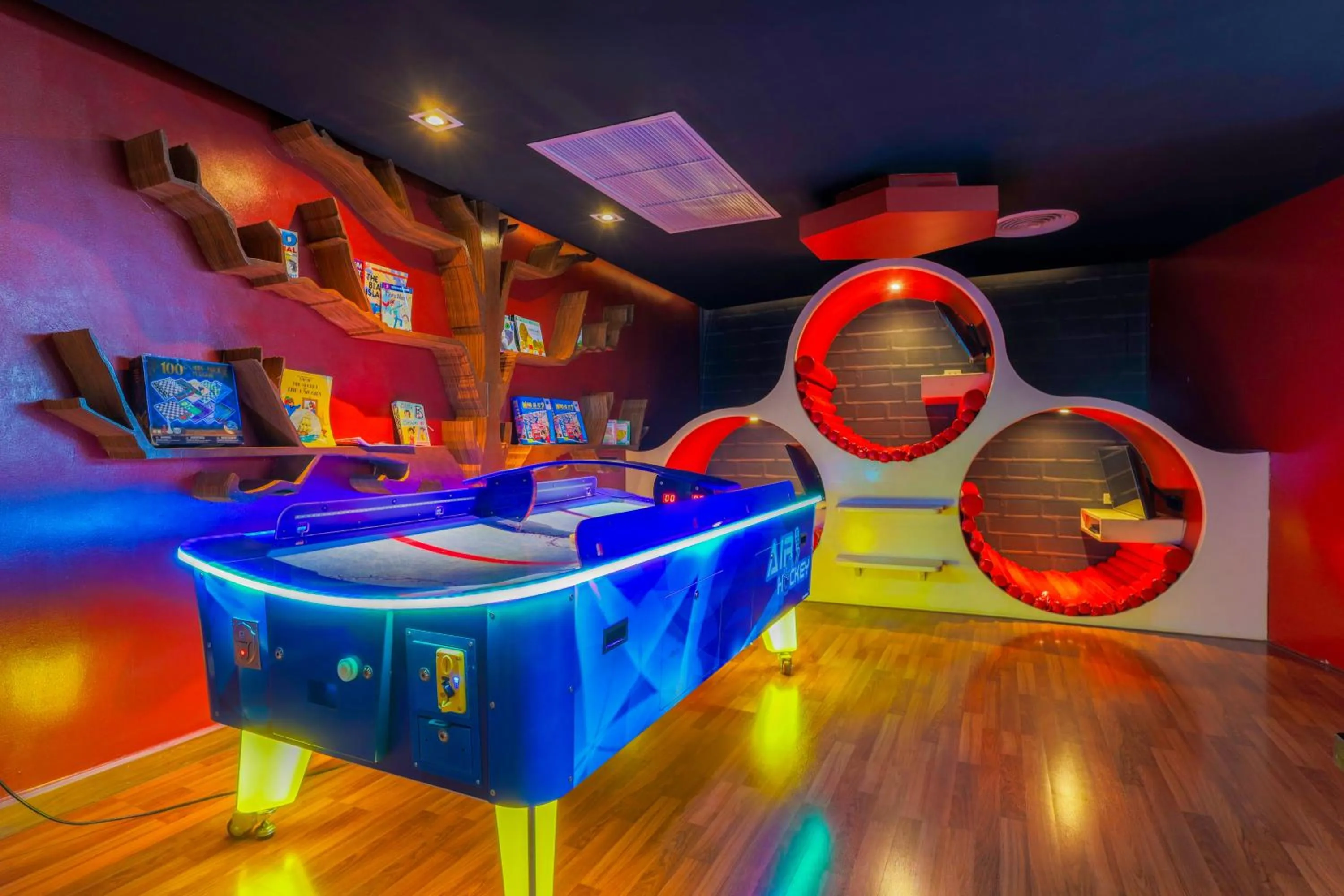 Holiday Inn Resort Phuket Karon Beach by IHG