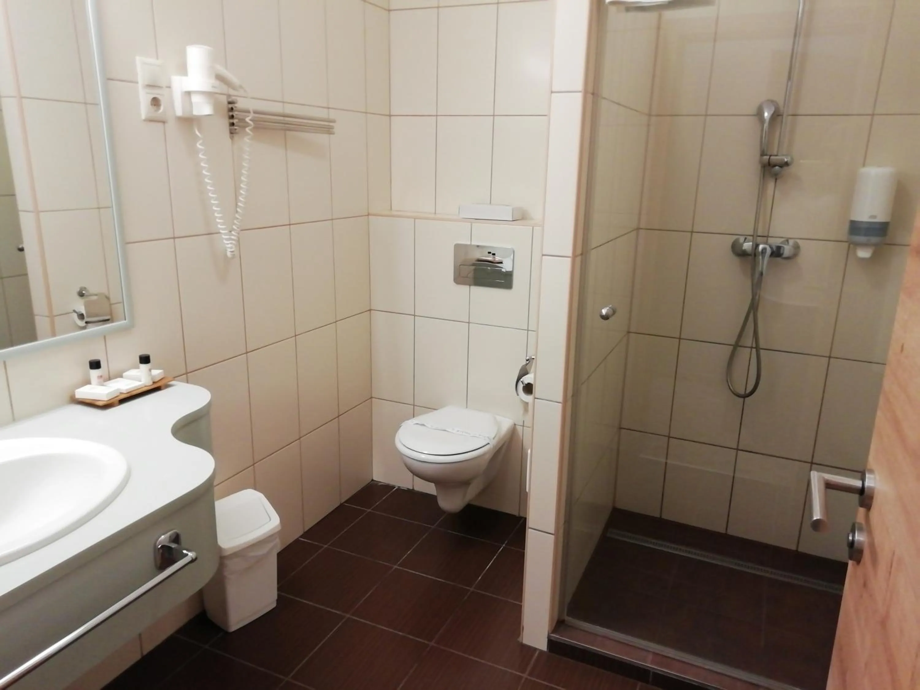Shower in Batthyány Kúria
