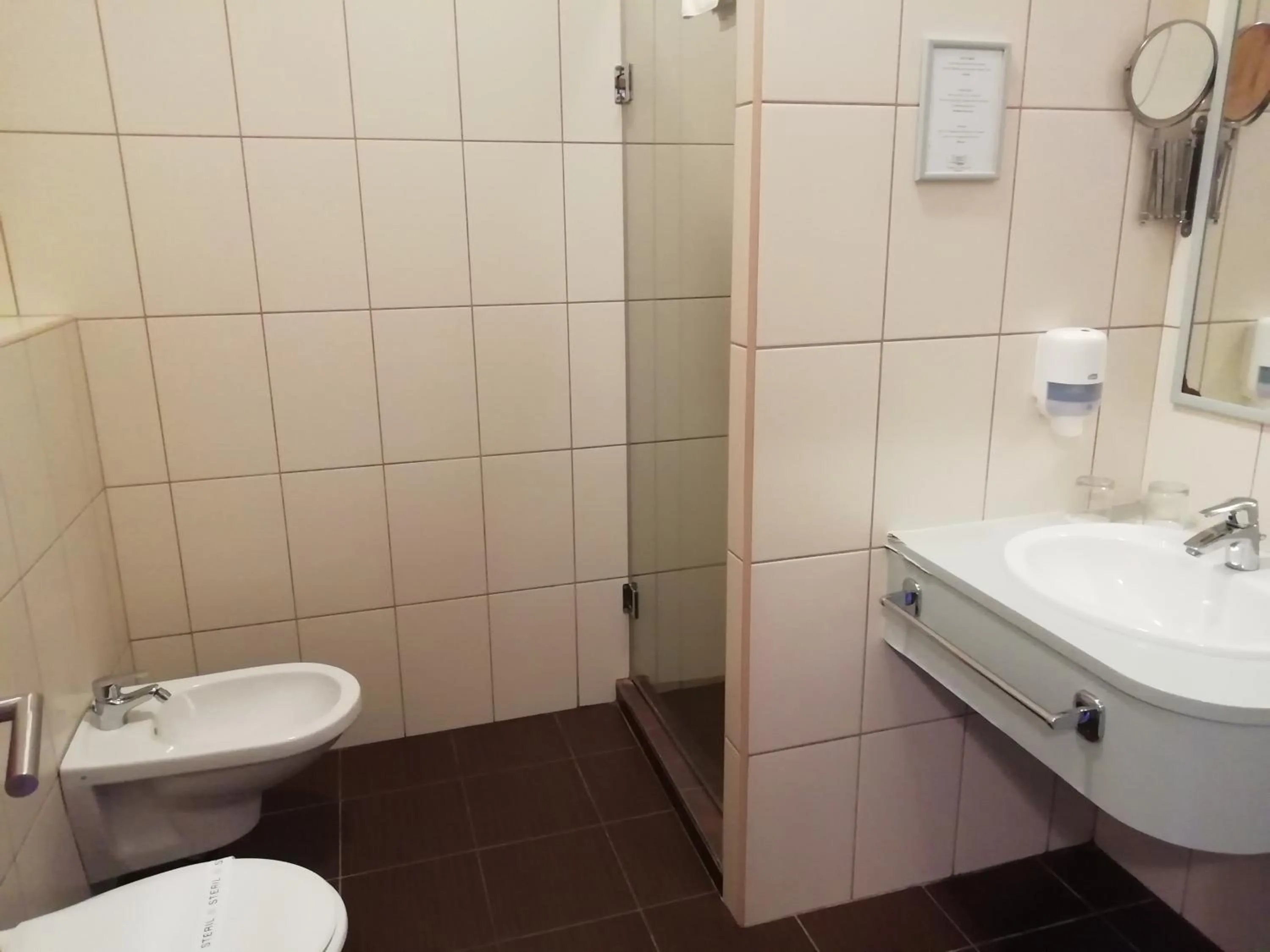 Shower in Batthyány Kúria