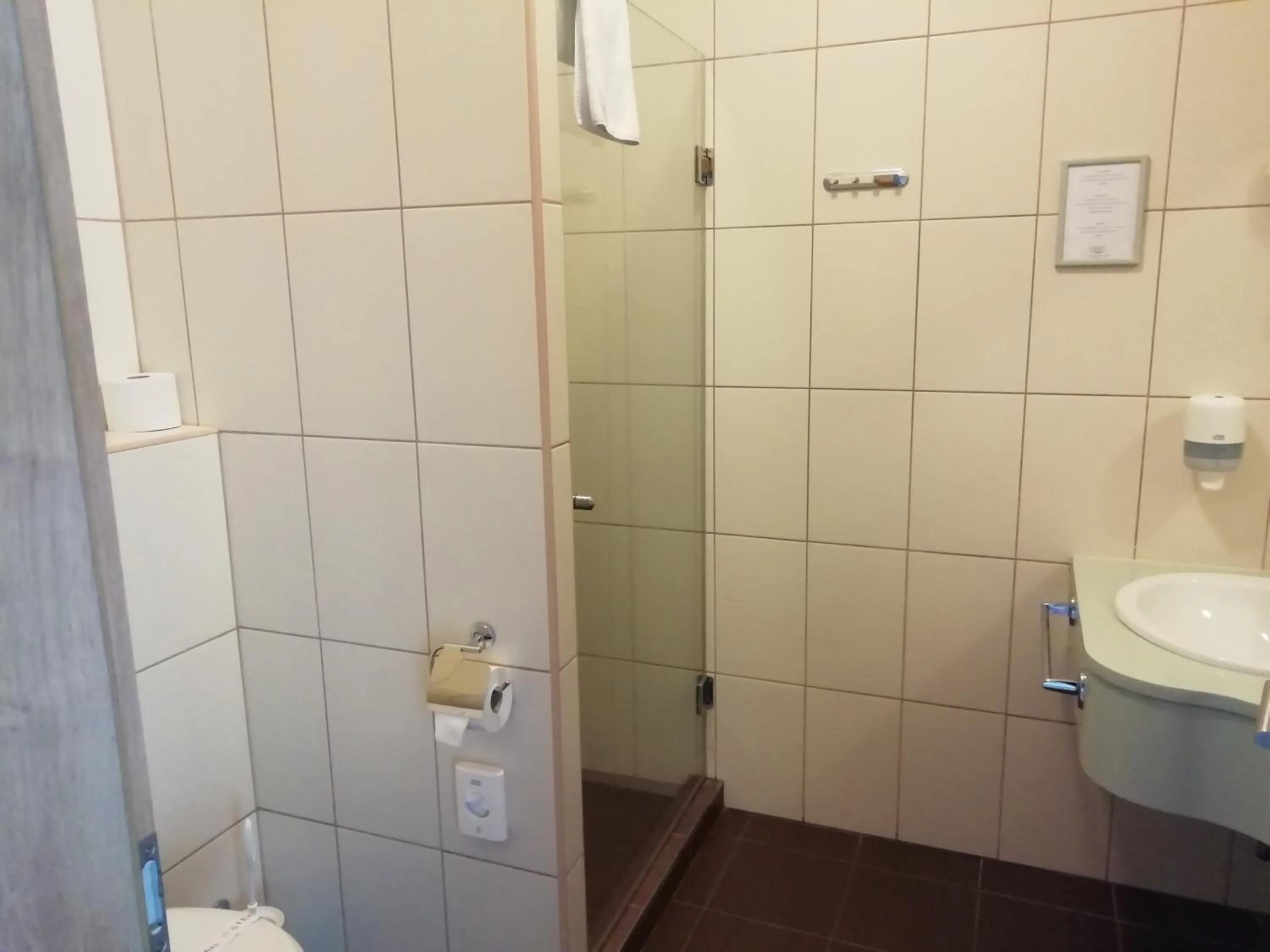 Shower in Batthyány Kúria