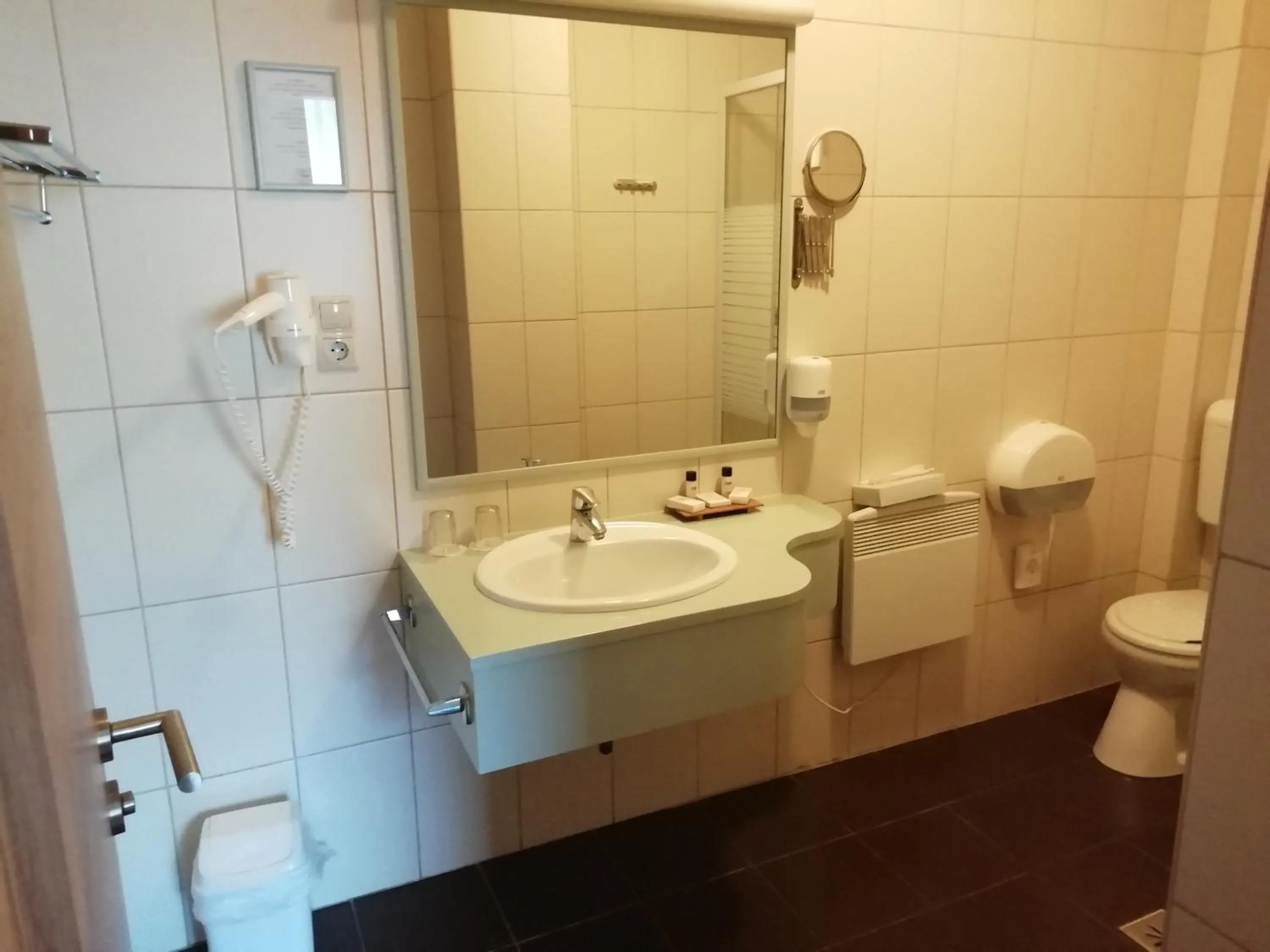Bathroom in Batthyány Kúria