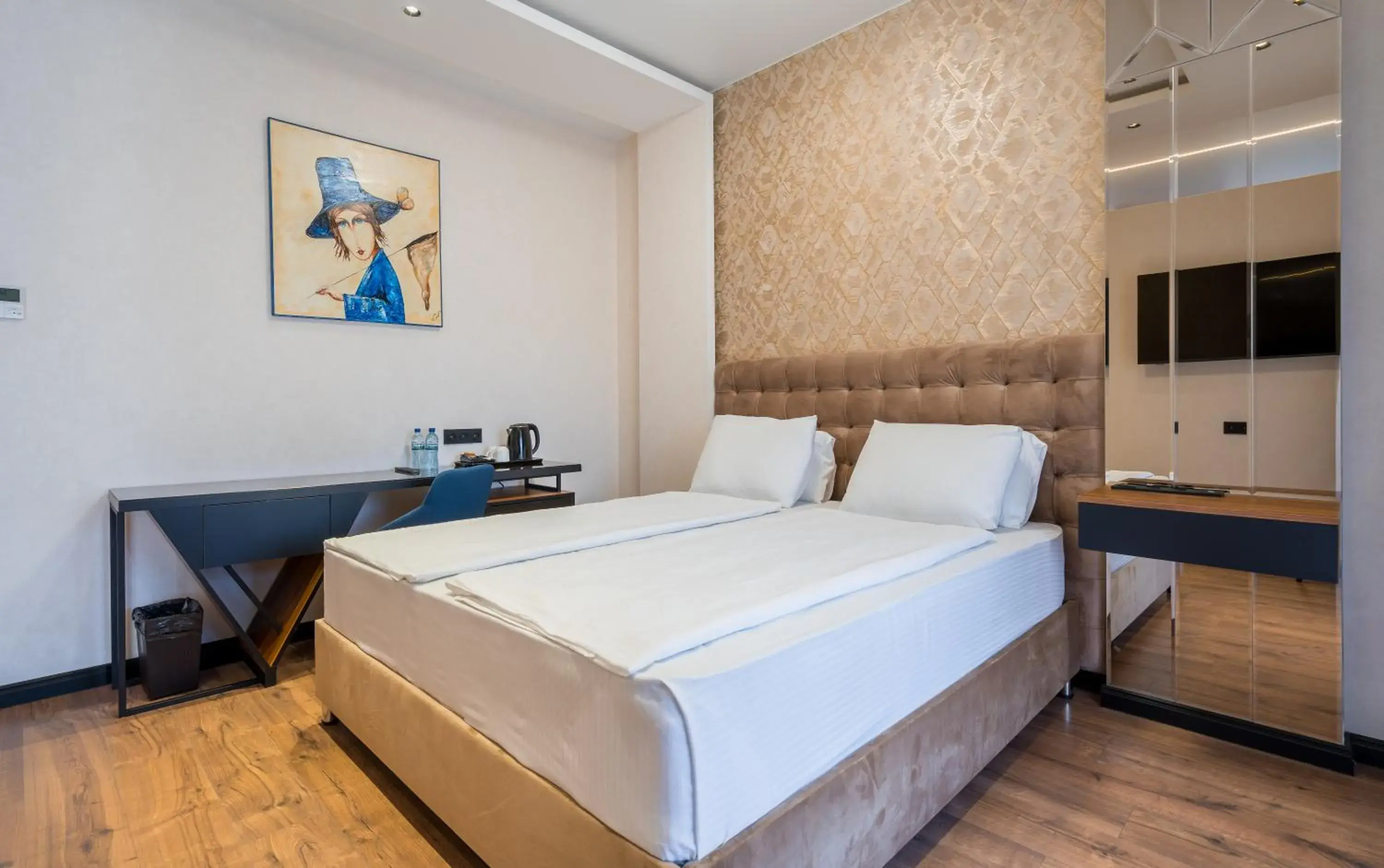 Single Room - single occupancy in Olympus Hotel By Umbrella Single Room - single occupancy in Olympus Hotel By Umbrella