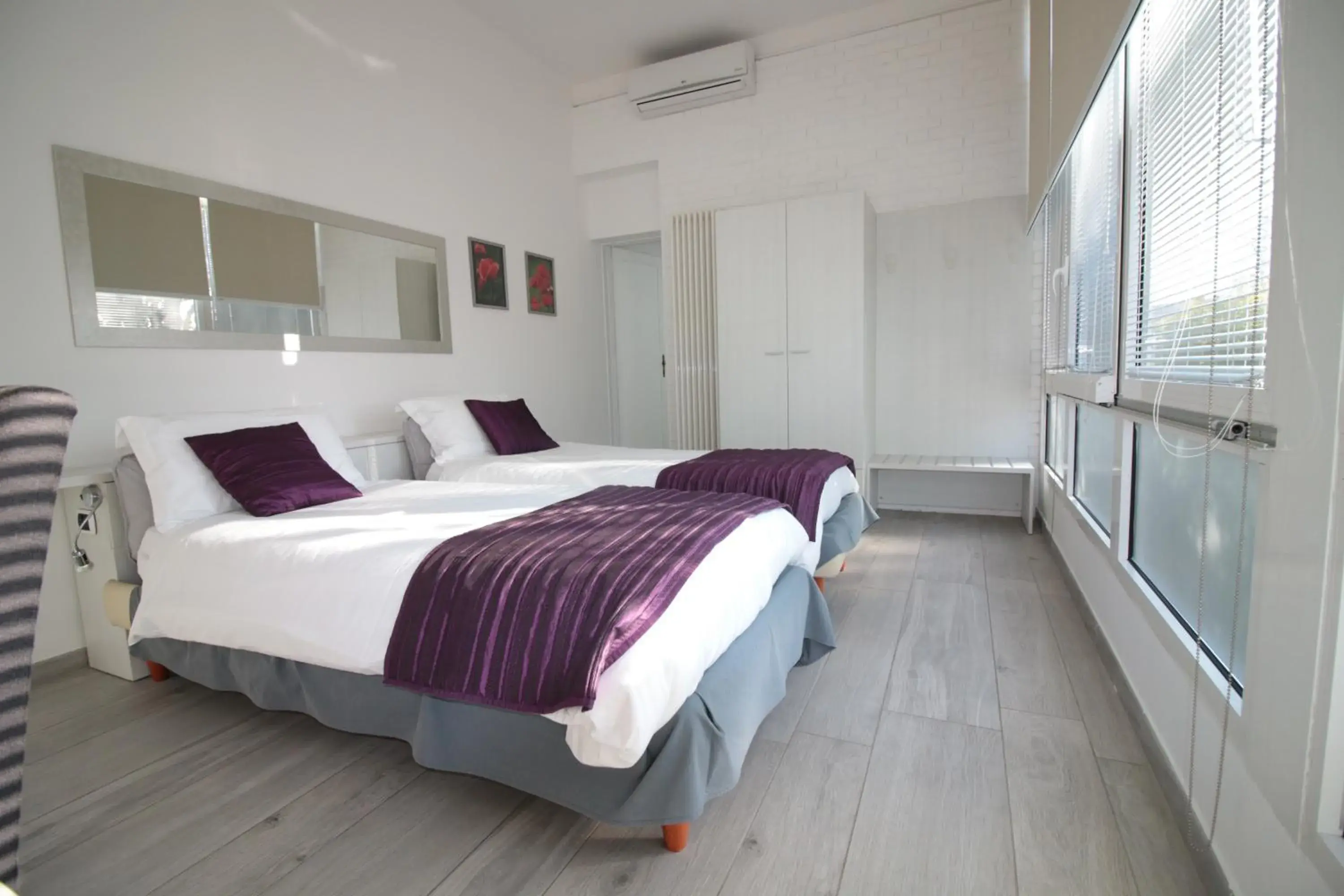 Deluxe Twin Room - single occupancy in Villa Silvia Olivetti Deluxe Twin Room - single occupancy in Villa Silvia Olivetti