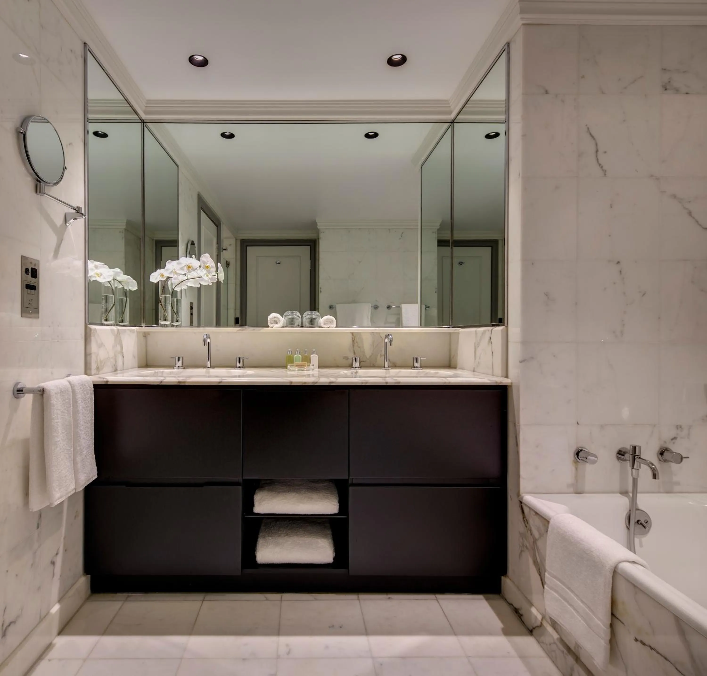 Bathroom in InterContinental Sydney Double Bay by IHG