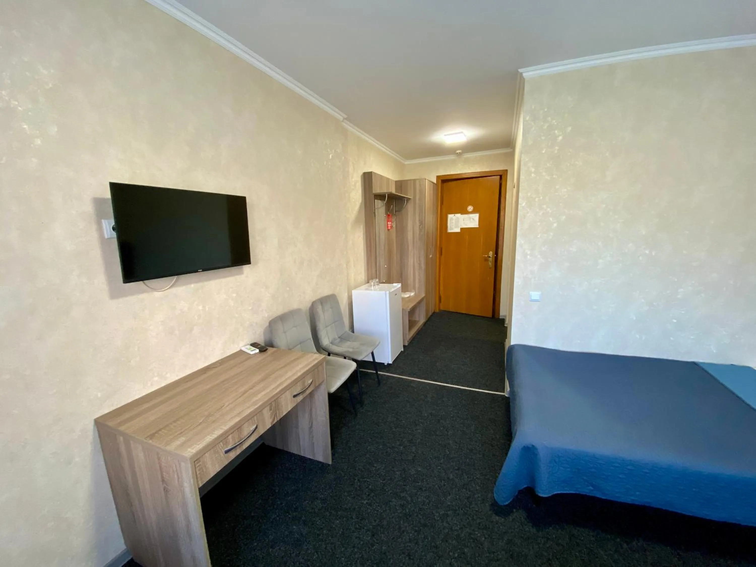 Bed in Hotel Prydesnyansky