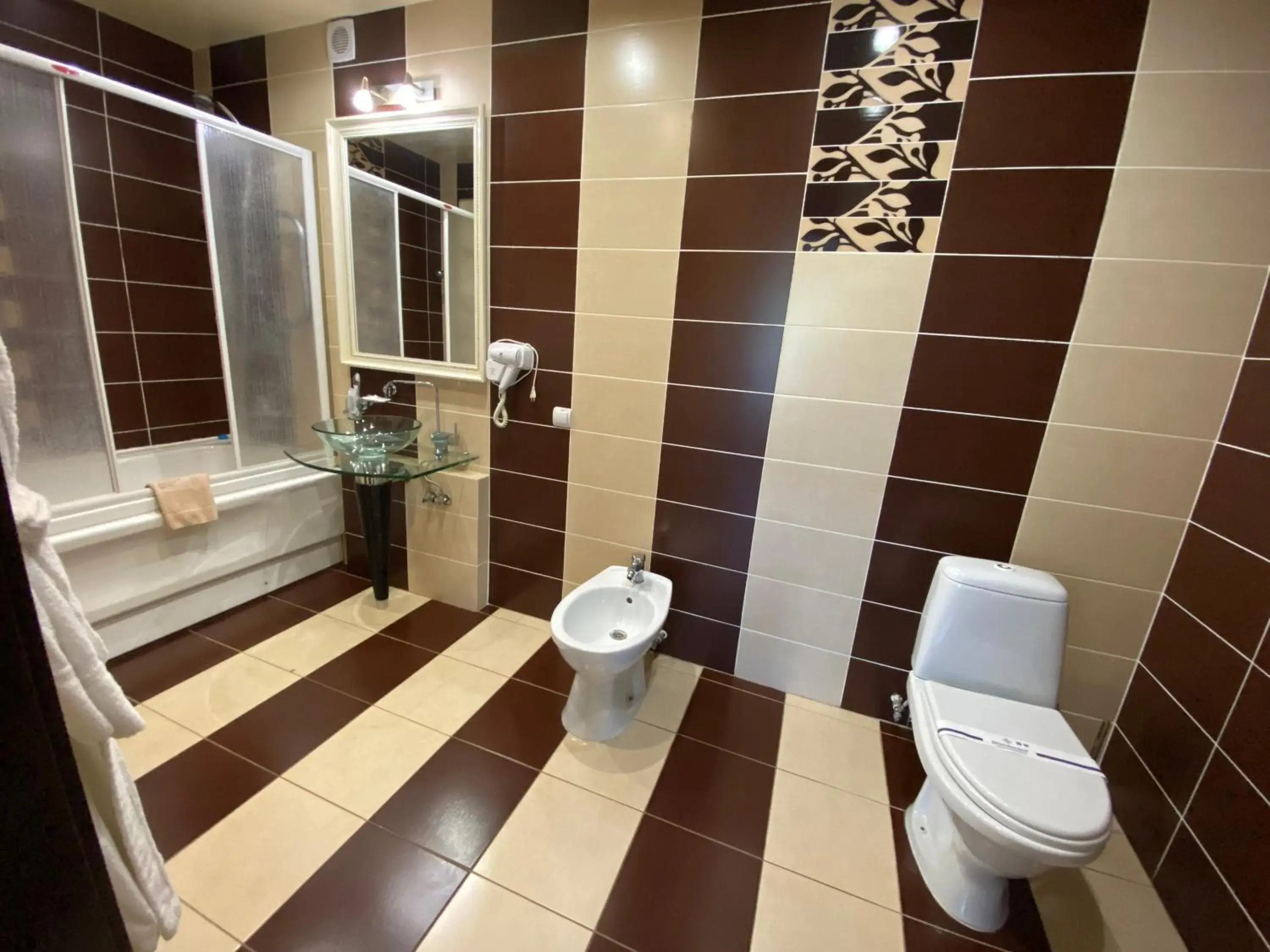 Suite - single occupancy in Hotel Prydesnyansky Suite - single occupancy in Hotel Prydesnyansky