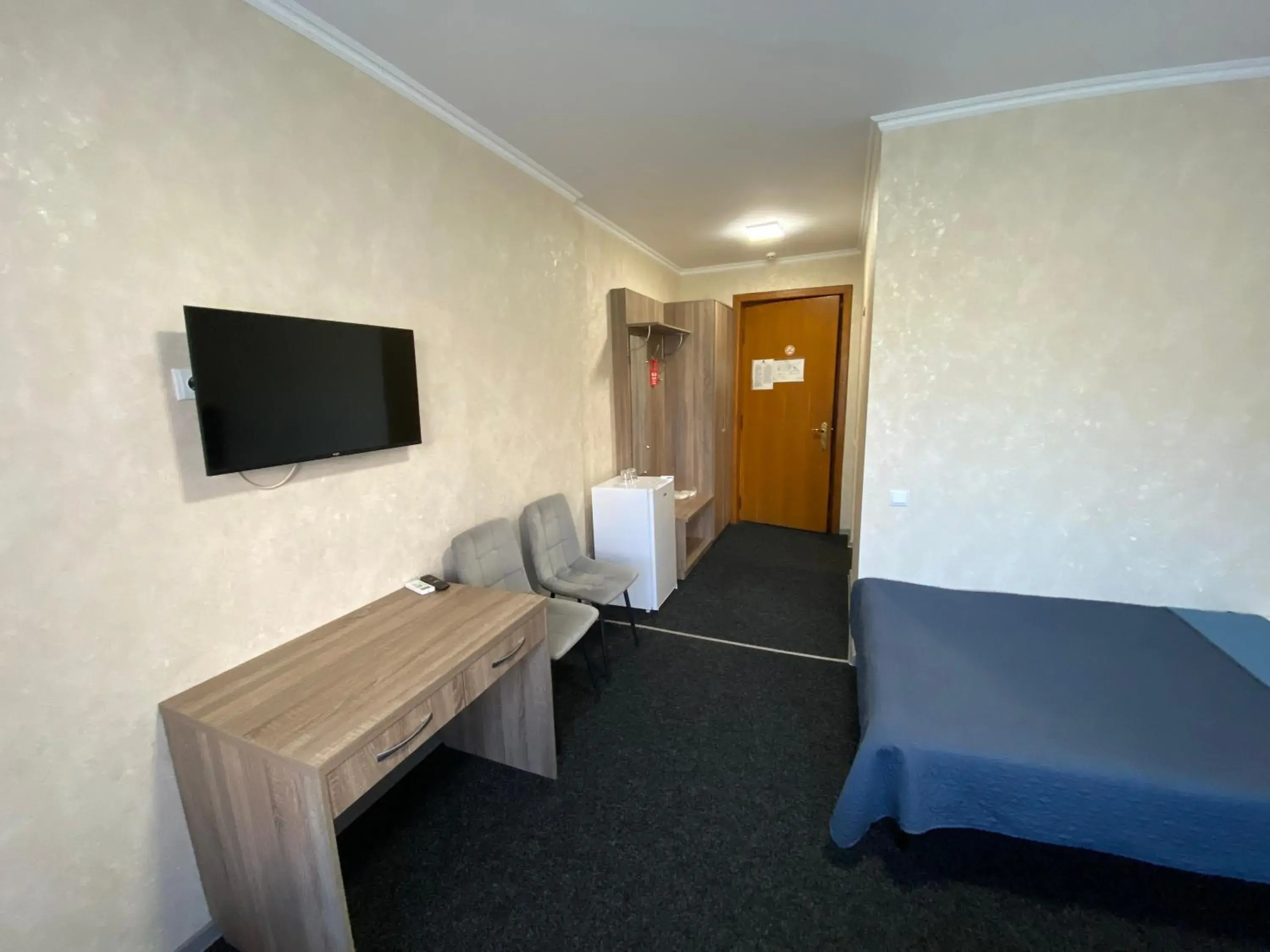 Twin Room - single occupancy in Hotel Prydesnyansky Twin Room - single occupancy in Hotel Prydesnyansky