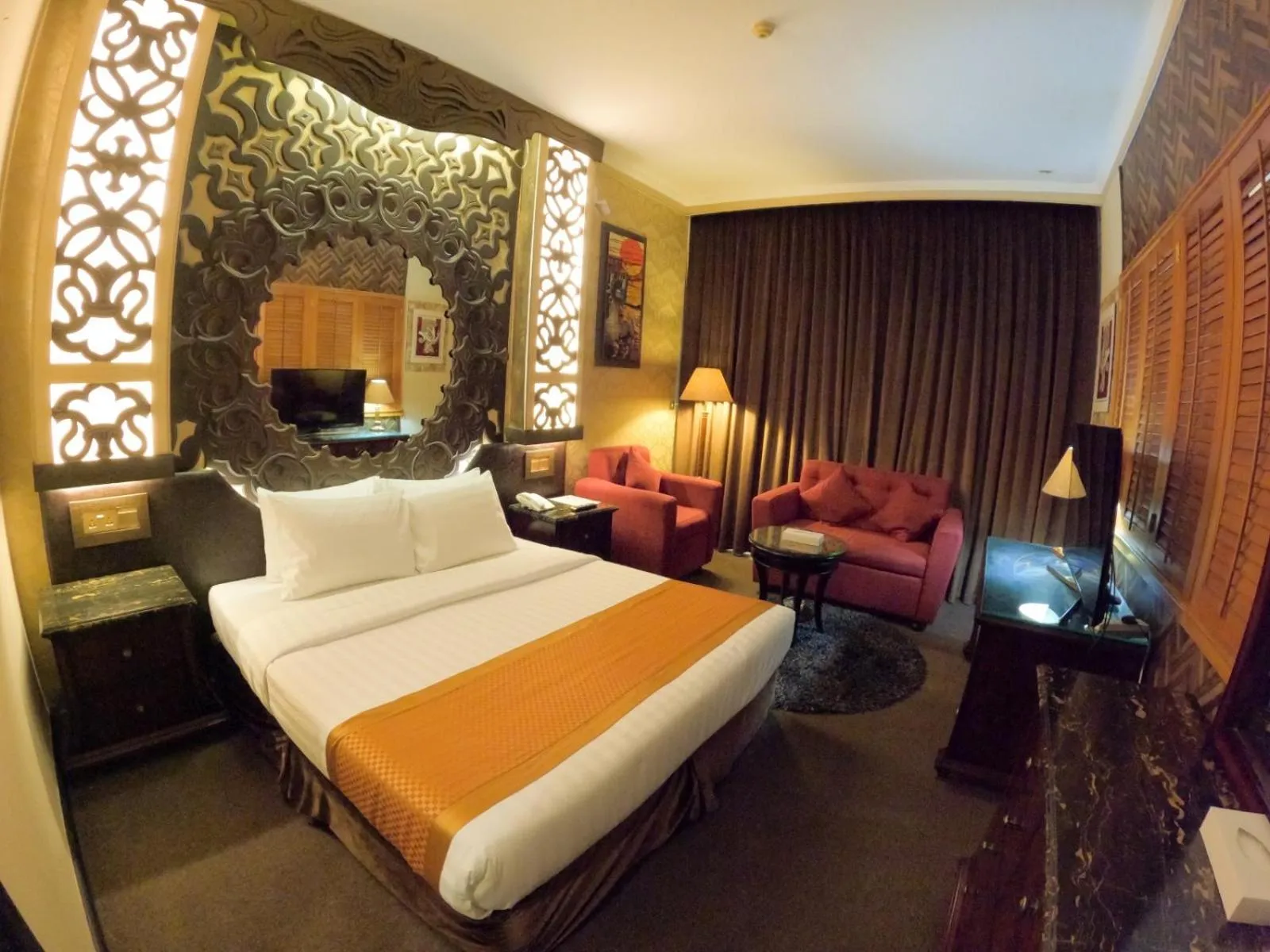 Bed in Knight Armour Hotel