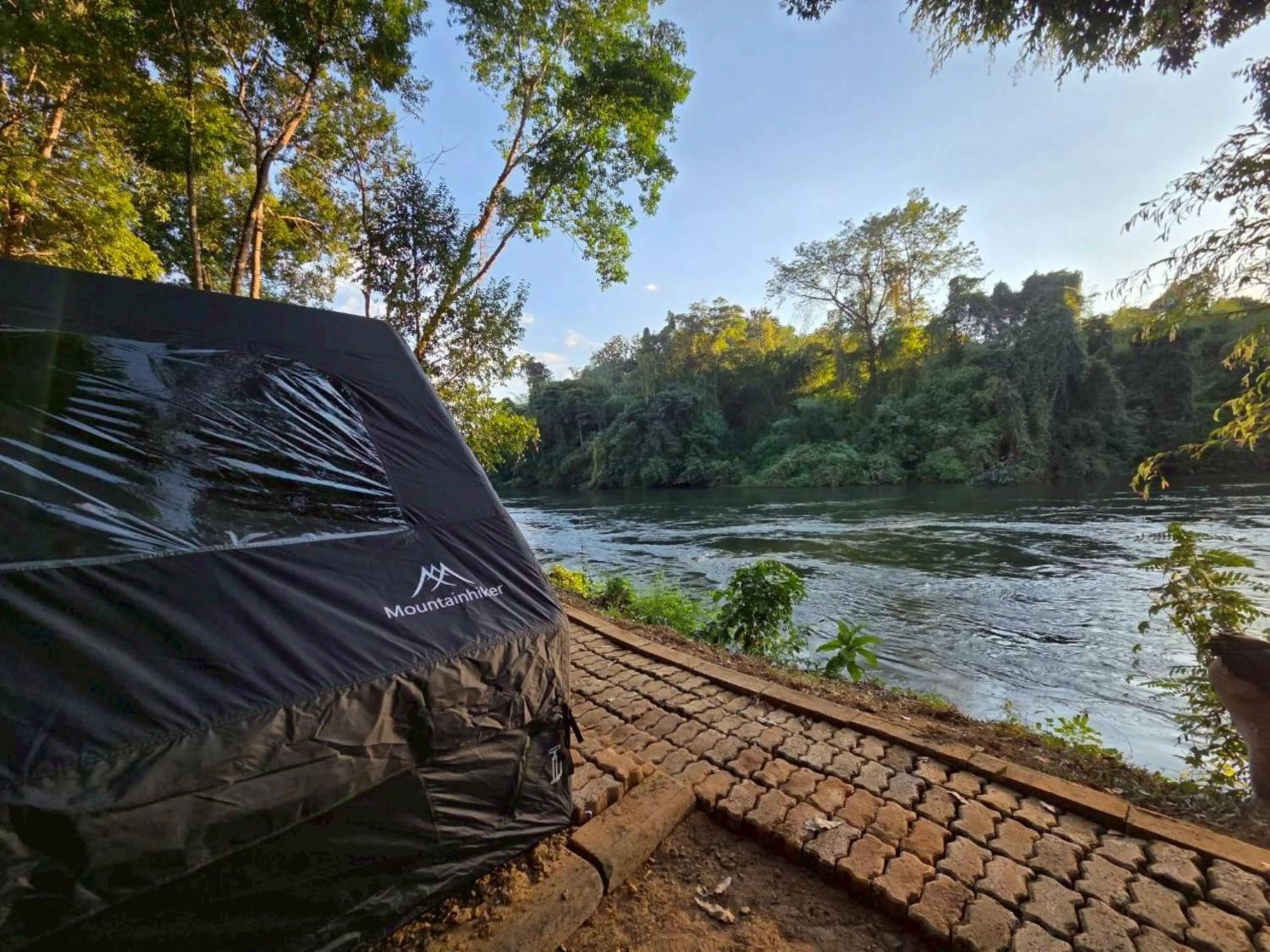 River view in Puprai Tarnnarm Resort