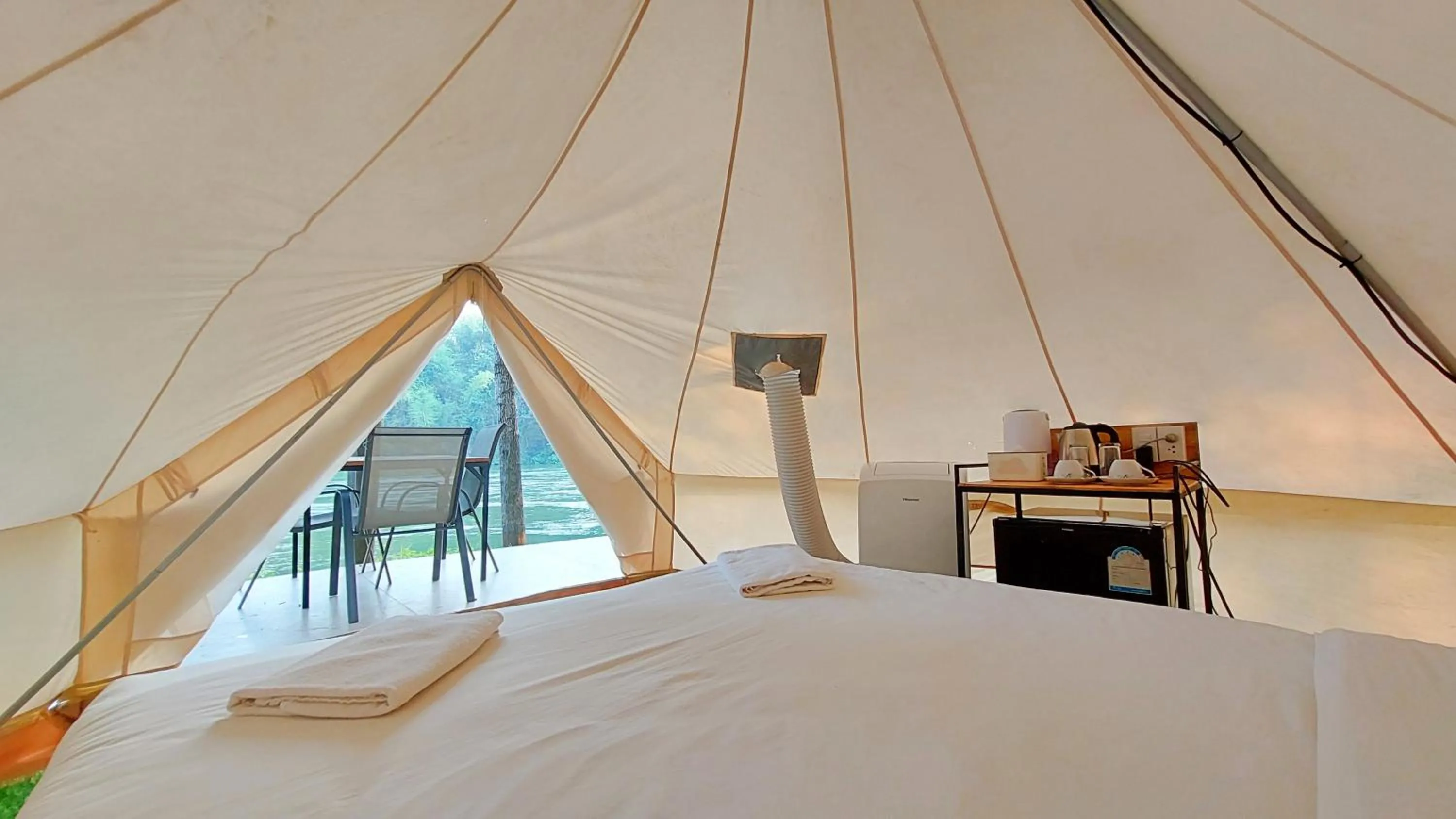 Bed in Puprai Tarnnarm Resort