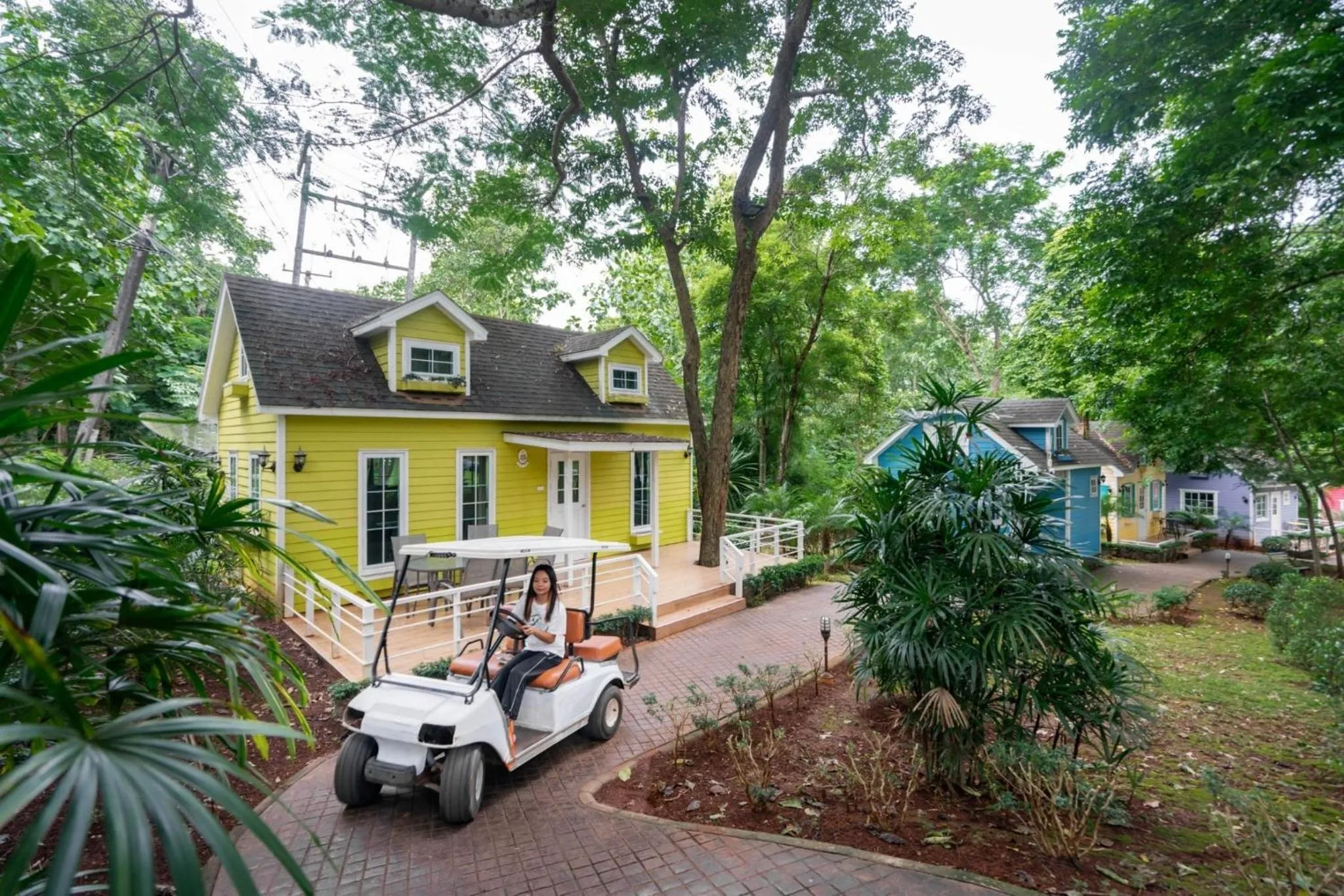 Property building in Puprai Tarnnarm Resort