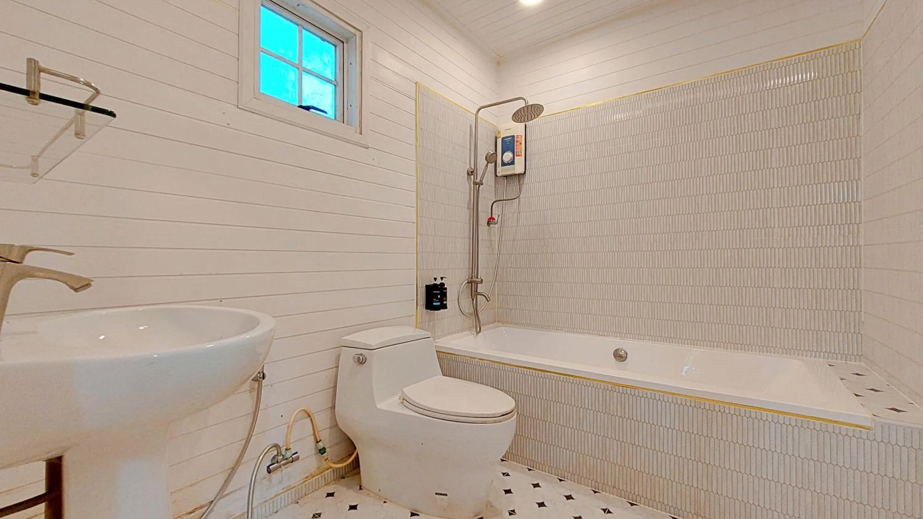 Bathroom in Puprai Tarnnarm Resort