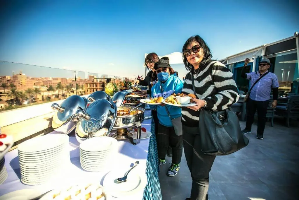 Pyramids Chillout Hotel