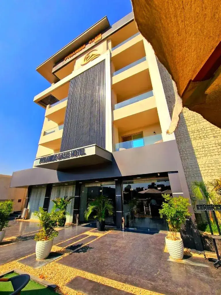 Triple Room with Garden View in Pyramids Chillout Hotel Triple Room with Garden View in Pyramids Chillout Hotel