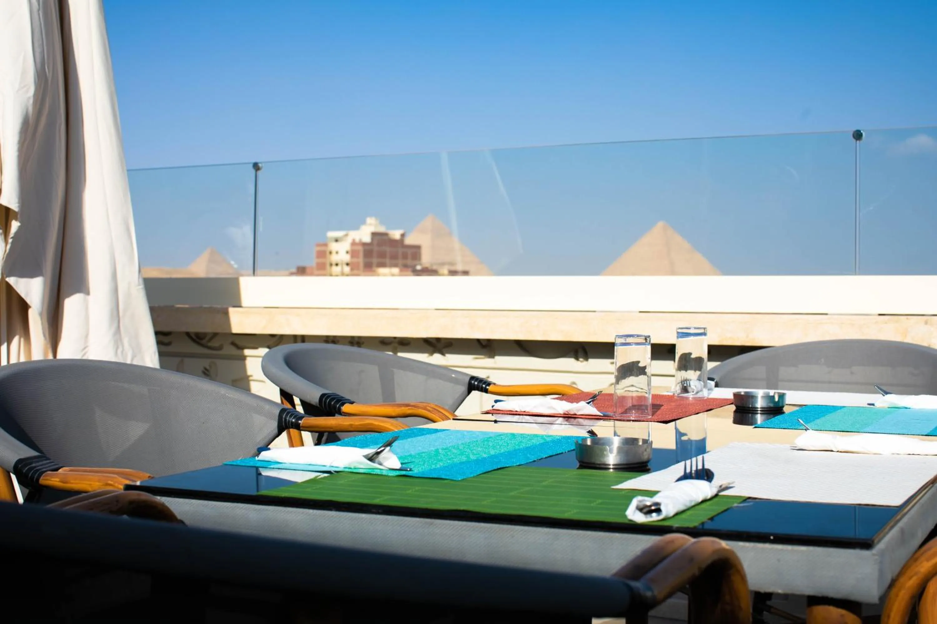 Day in Pyramids Chillout Hotel