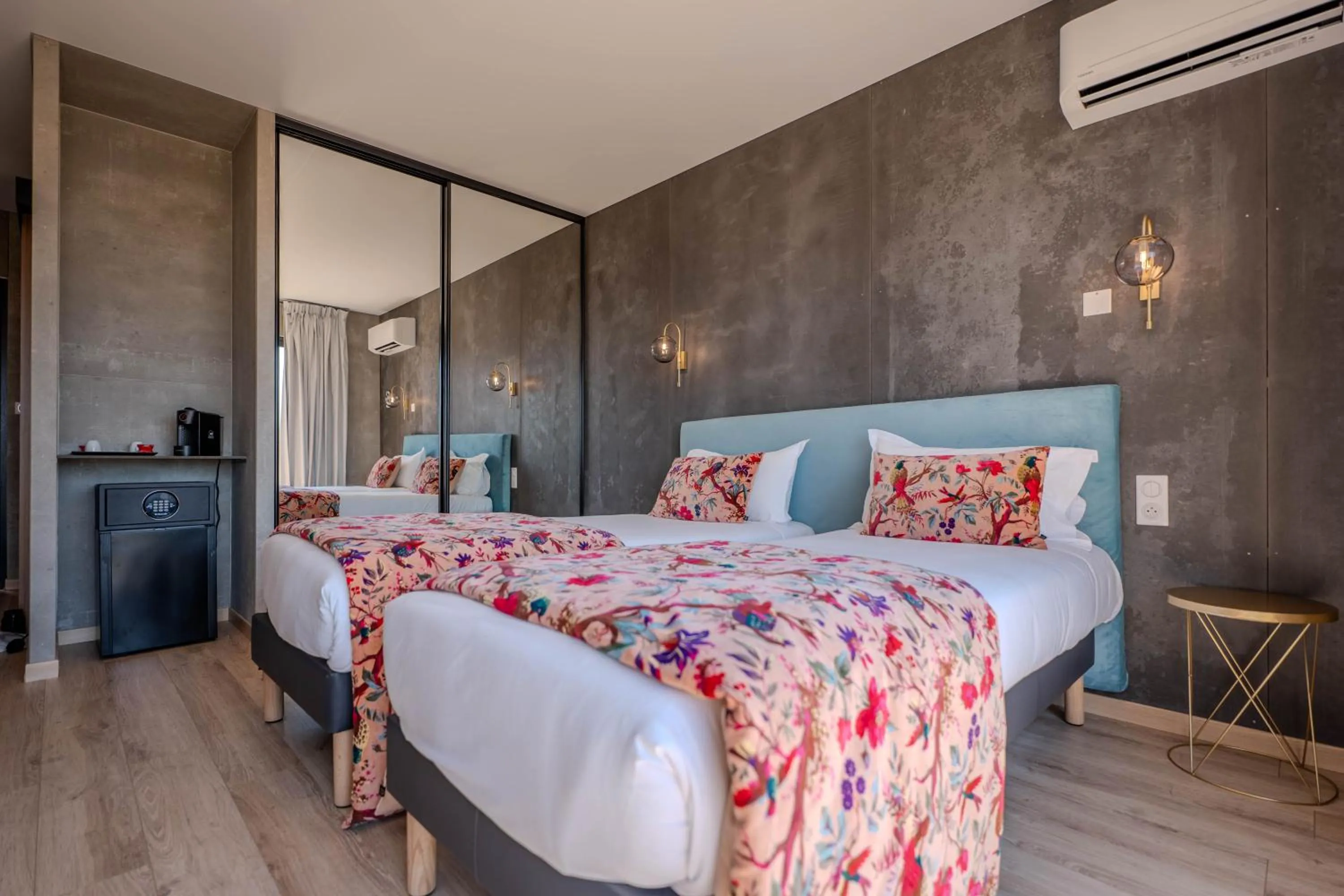 Bed in Hôtel Casa Matteu