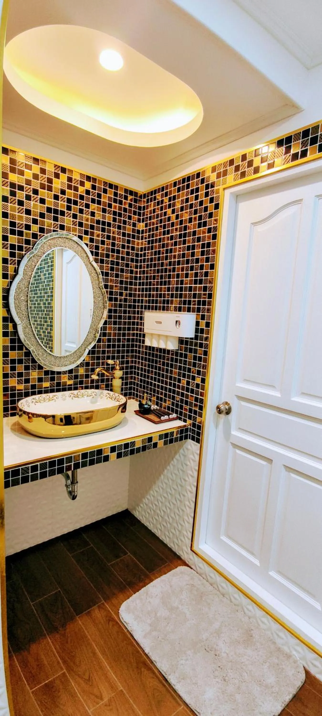 Bathroom in Clear View Resort